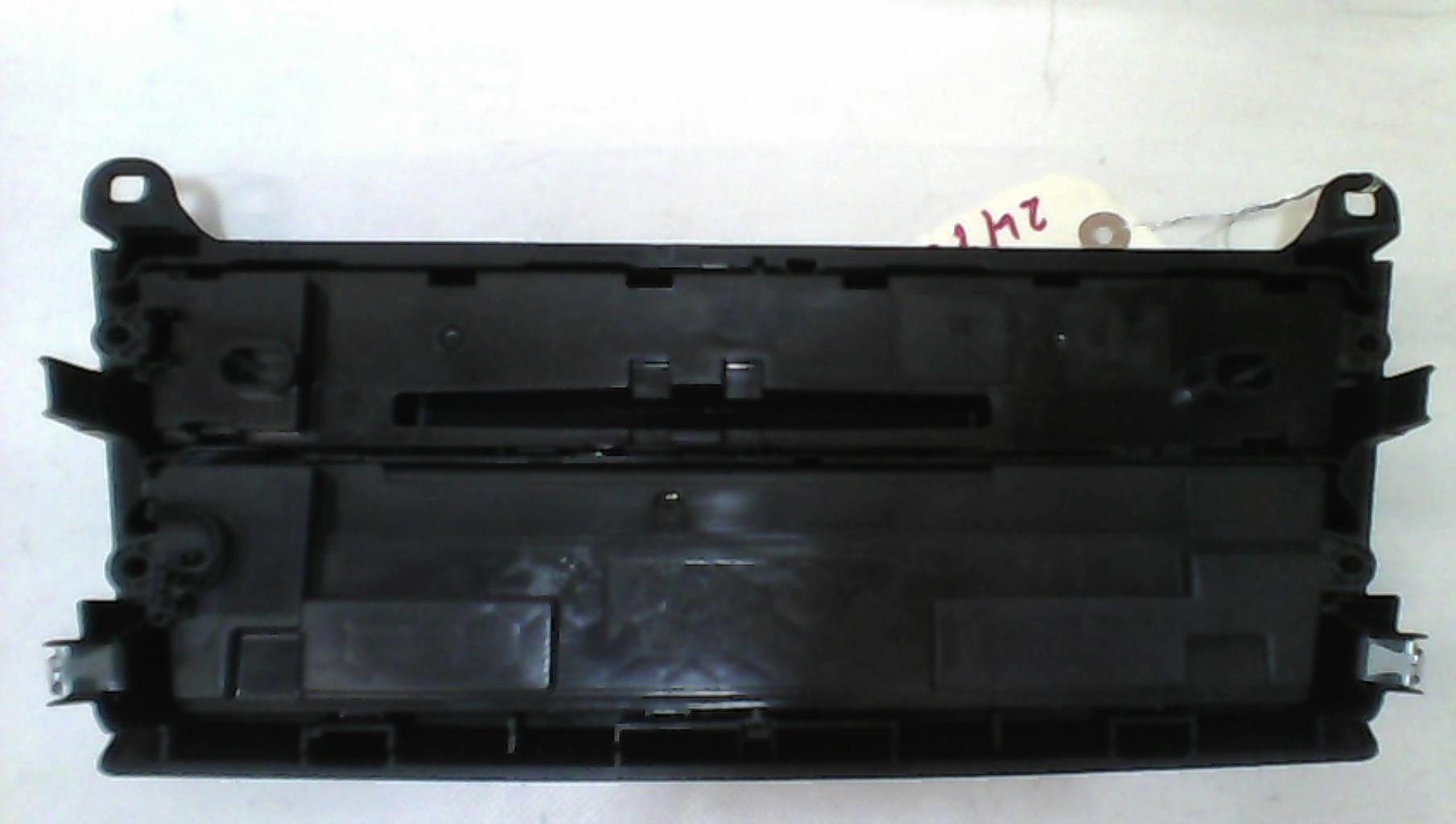 Commande chauffage BMW SERIE 1 F20 PHASE 1 Diesel - 1