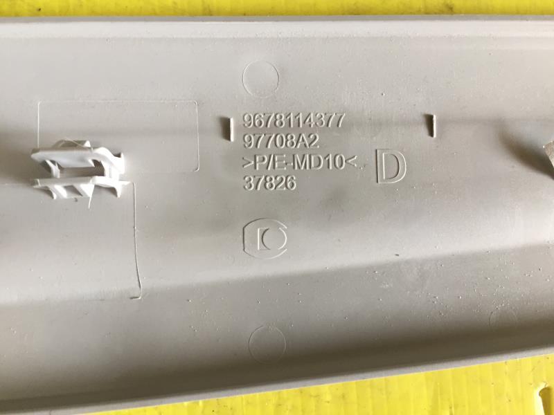 Console central (interieur plastique) CITROEN C4 PICASSO 2 PHASE 1  - 1