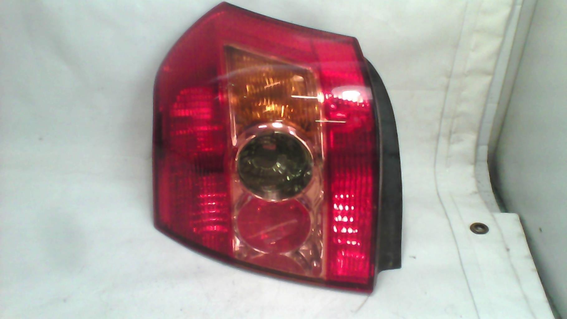 Fanale posteriore principale sinistro (luci) TOYOTA COROLLA 10 PHASE 2 Diésel - 1