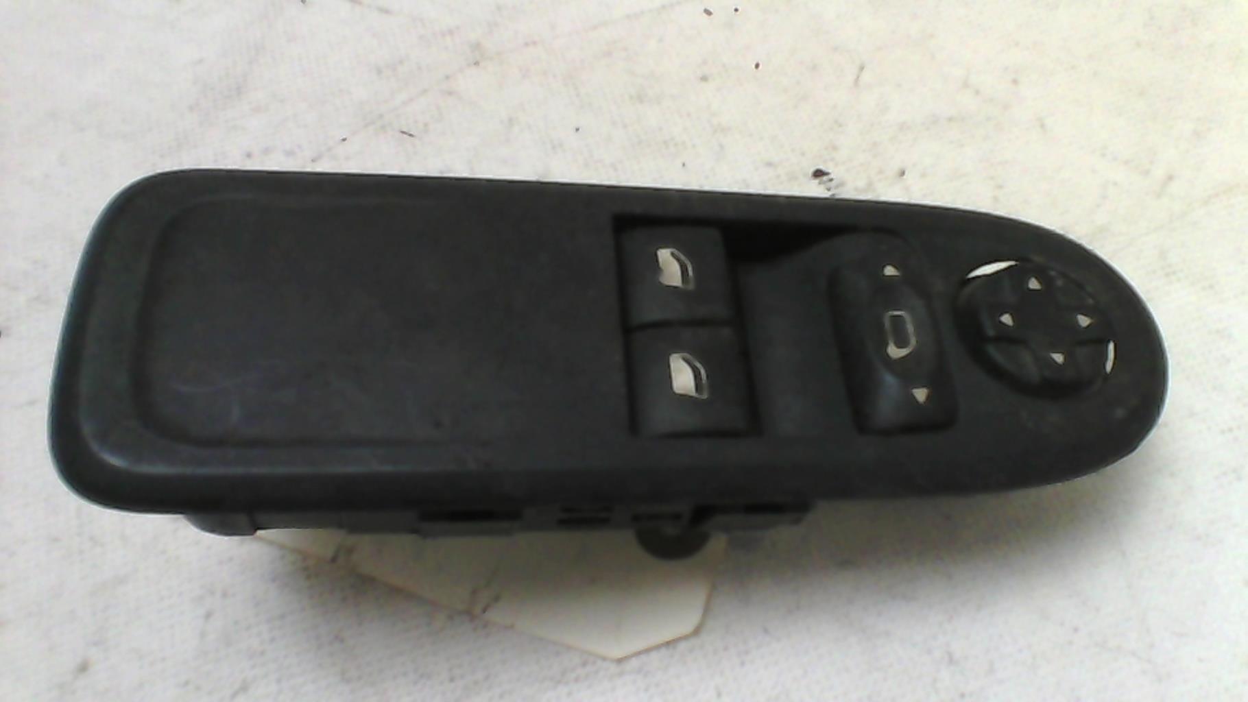 Interruttore alzacristalli PEUGEOT 308 1 PHASE 1 Diésel - 1