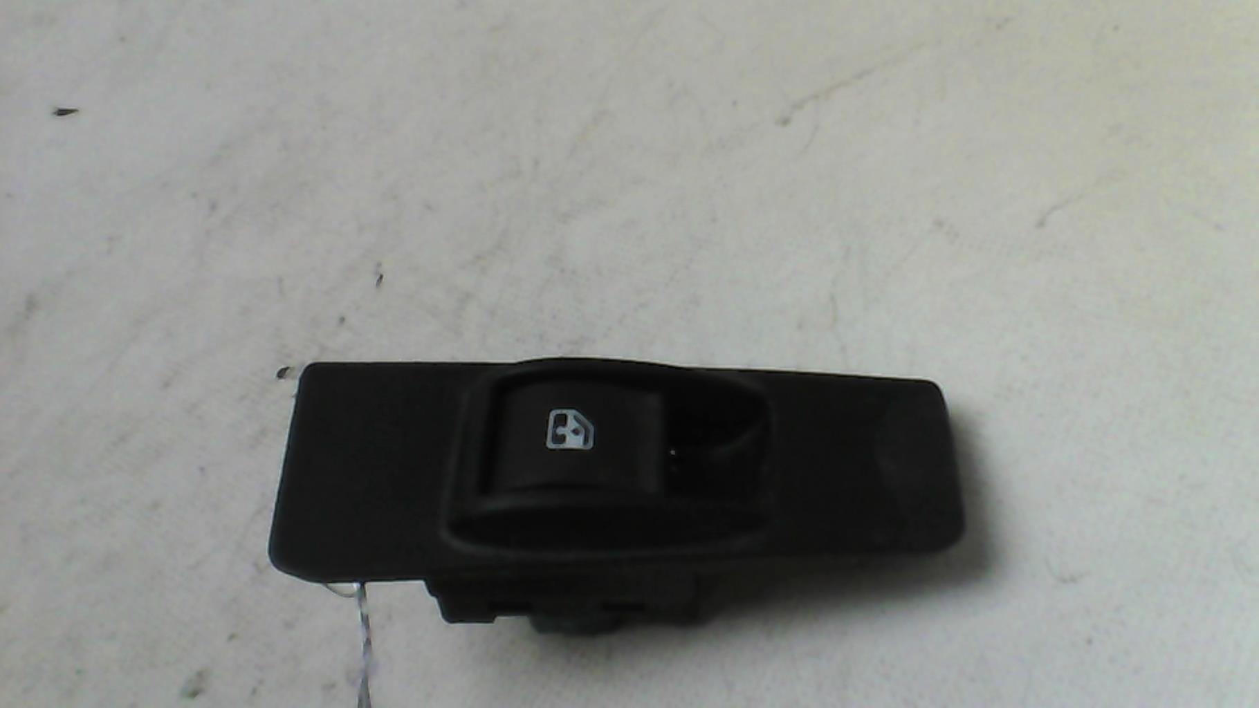 Interruttore lavacristalli posteriore destro FIAT DOBLO 2 PHASE 2 Diésel - 1