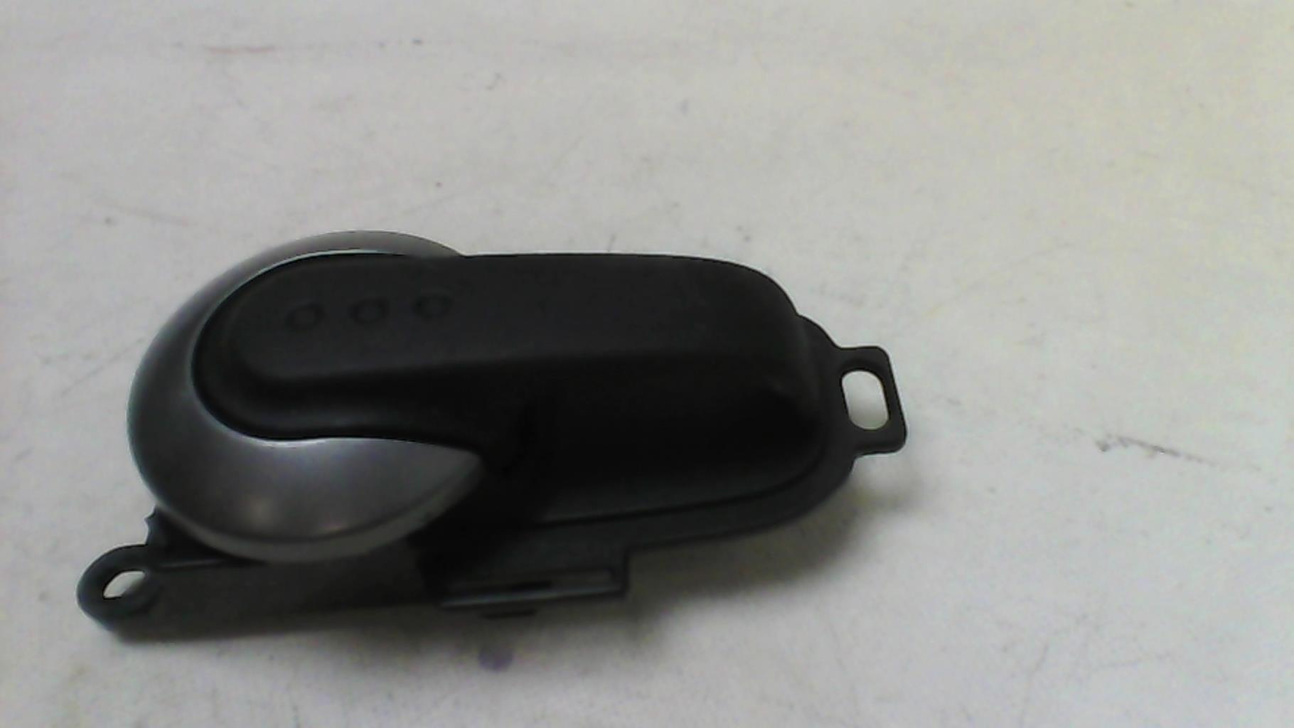 Maniglia interna posteriore sinistra NISSAN NOTE 1 PHASE 1 Gasolina - 1