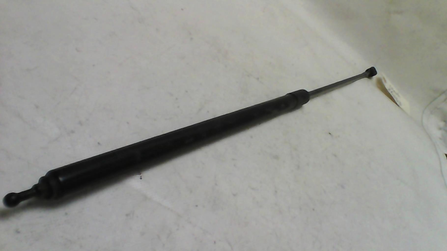 Verin de capot RENAULT MEGANE 3 PHASE 3 Diesel - 1
