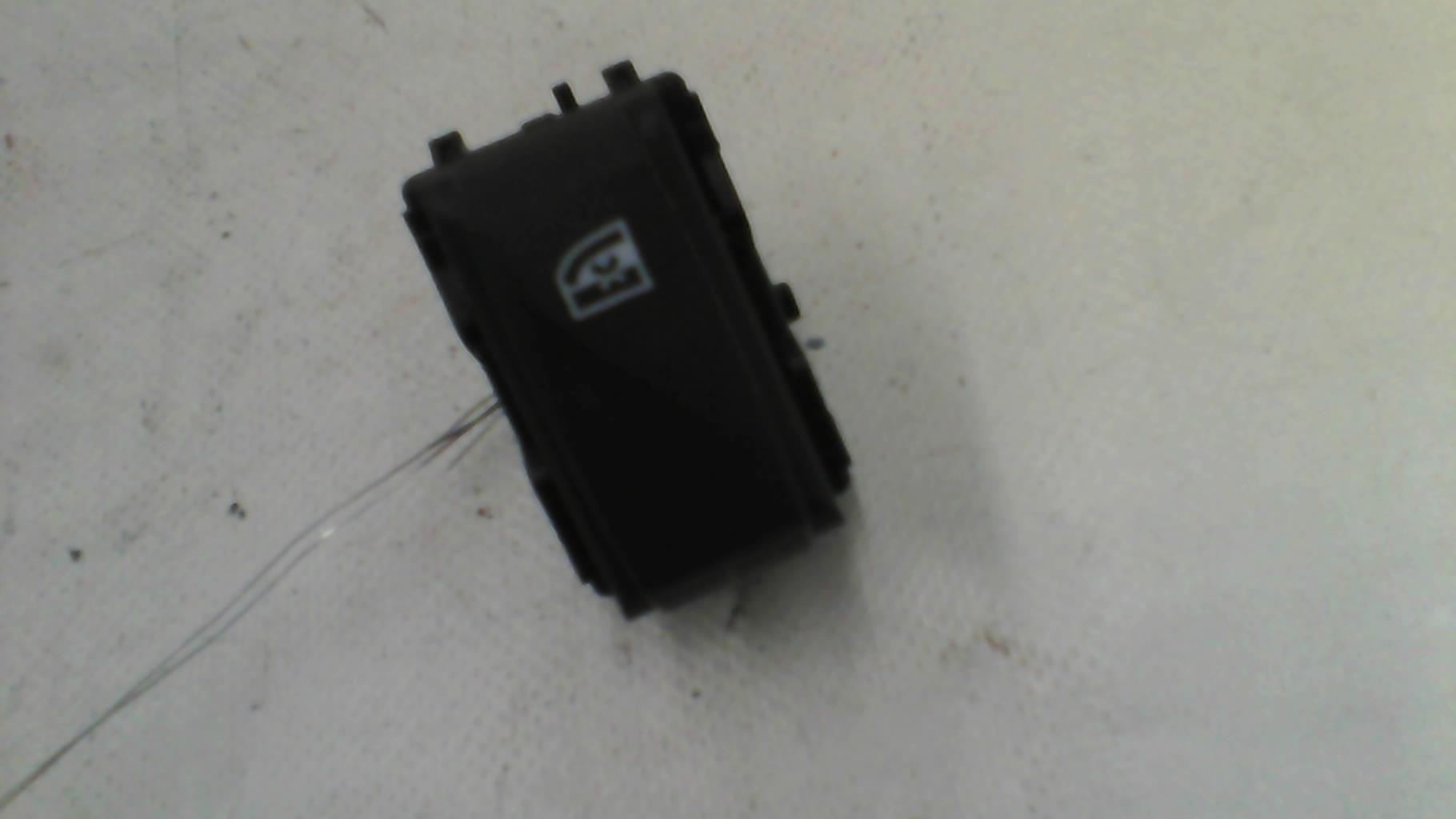 Bouton/Interrupteur DACIA LOGAN MCV 2 PHASE 2 BREAK Essence - 1