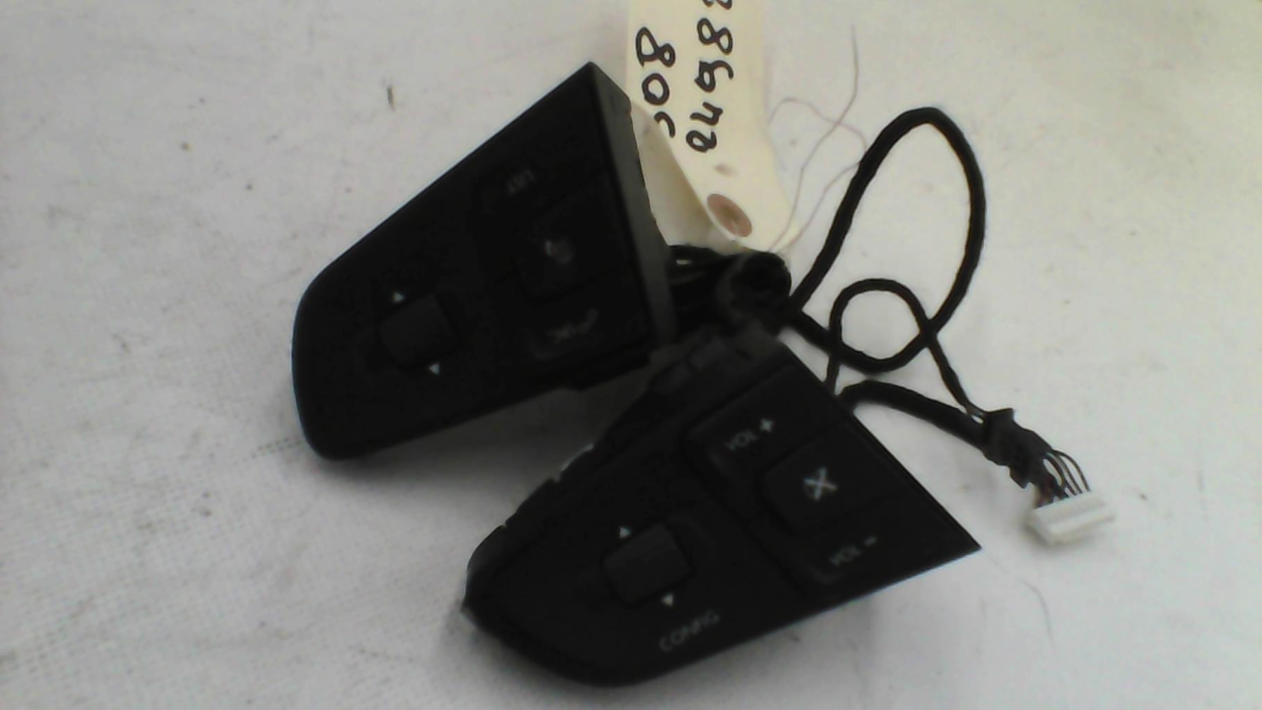 Commande autoradio PEUGEOT 508 1 SW PHASE 1 BREAK Diesel - 1