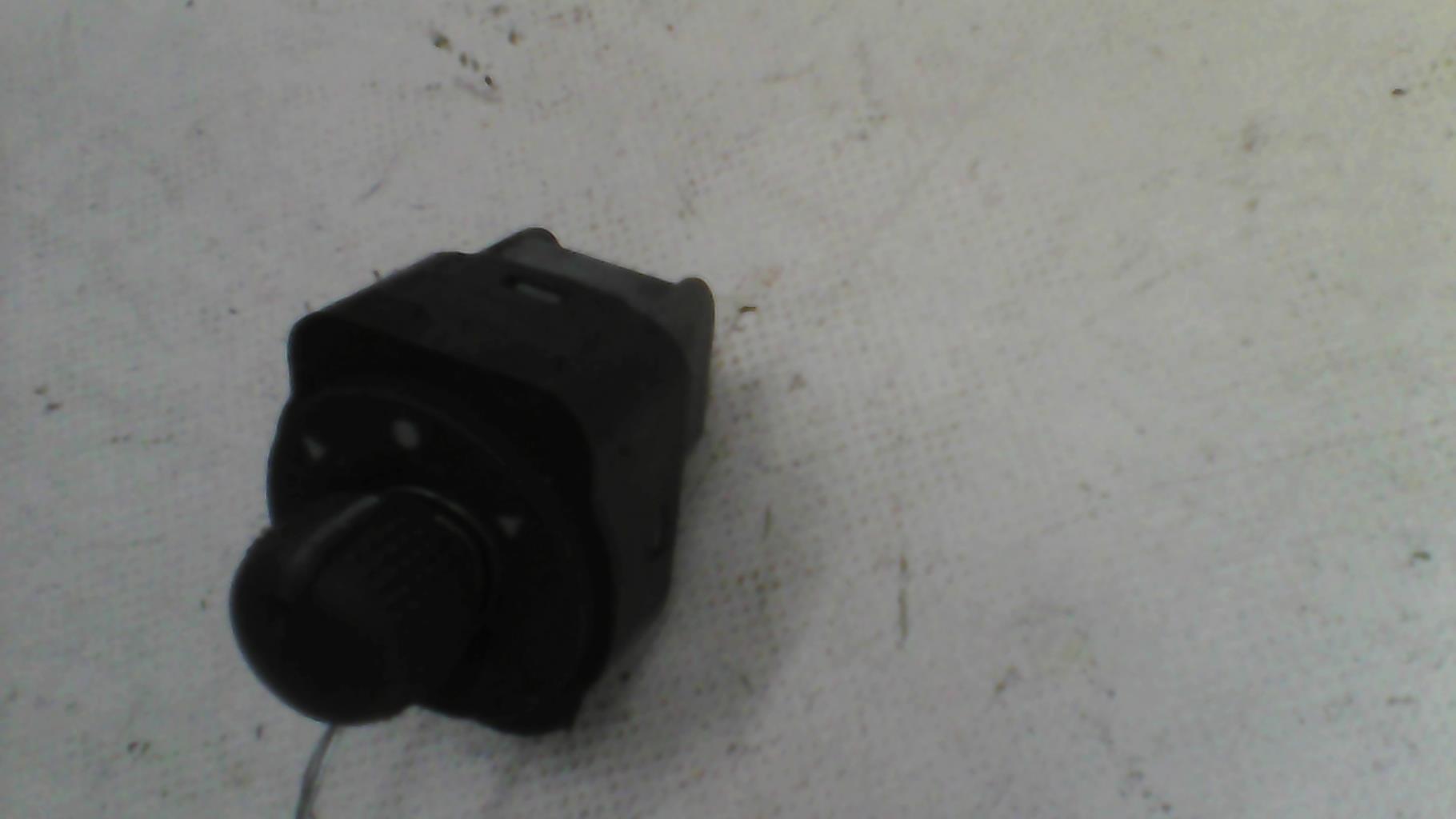Commande retroviseurs PEUGEOT BIPPER Diesel - 1