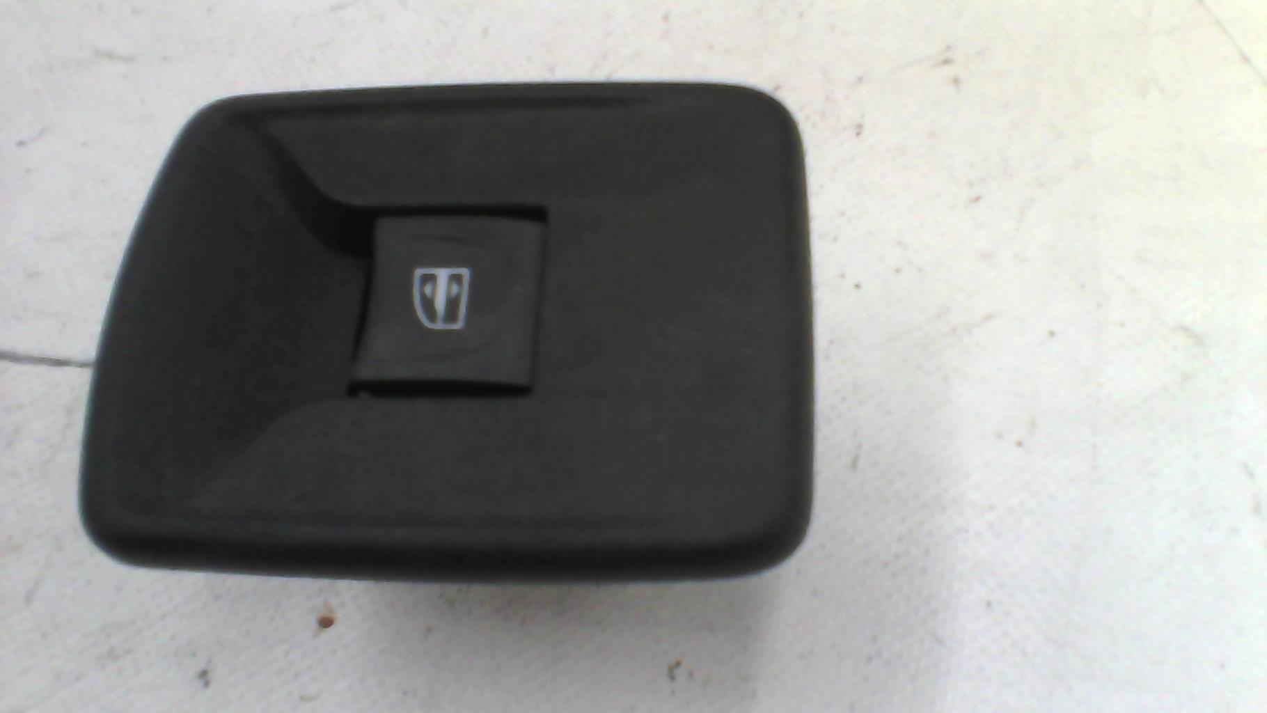 Interruttore lavacristalli posteriore destro DACIA LOGAN MCV 2 PHASE 2 BREAK Gasolina - 1