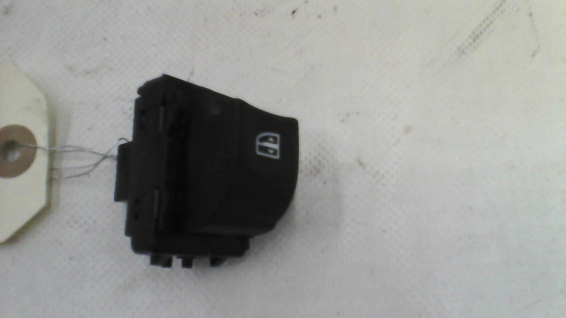 Interruttore lavacristalli anteriore destro RENAULT SCENIC 3 PHASE 3 Diésel - 1
