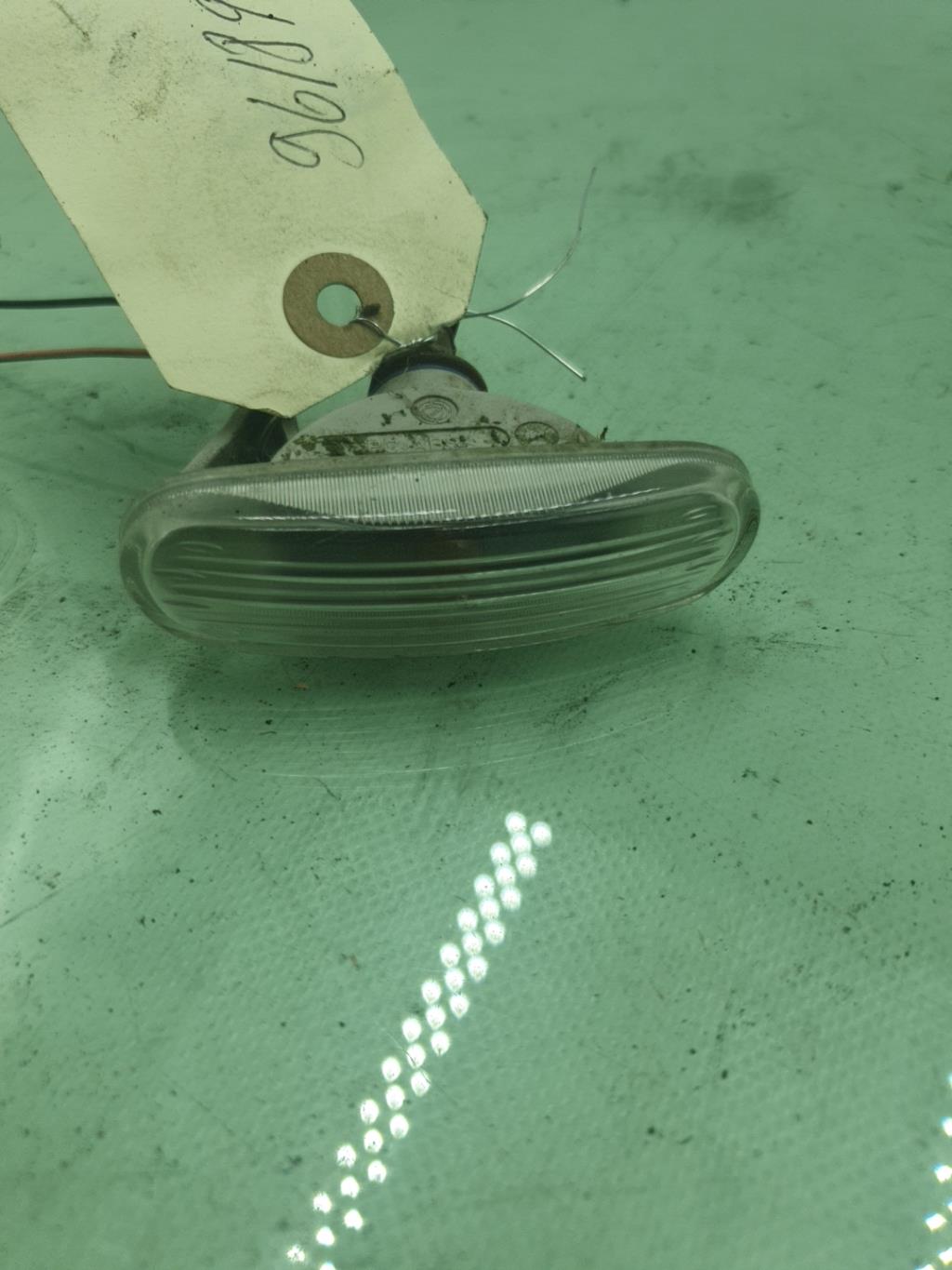 Ripetitore lampeggiante anteriore destro (Luci) FIAT GRANDE PUNTO Diésel - 1