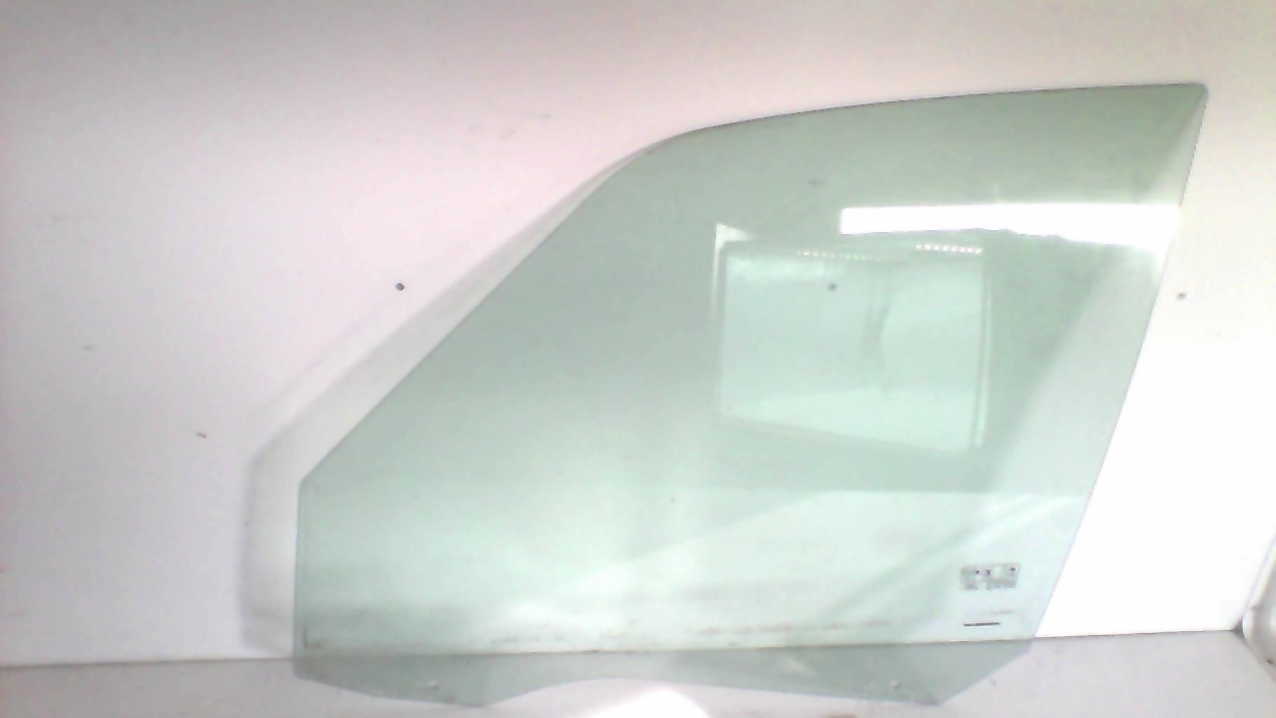 Vitre avant gauche FORD GALAXY 2 PHASE 1 Diesel - 1