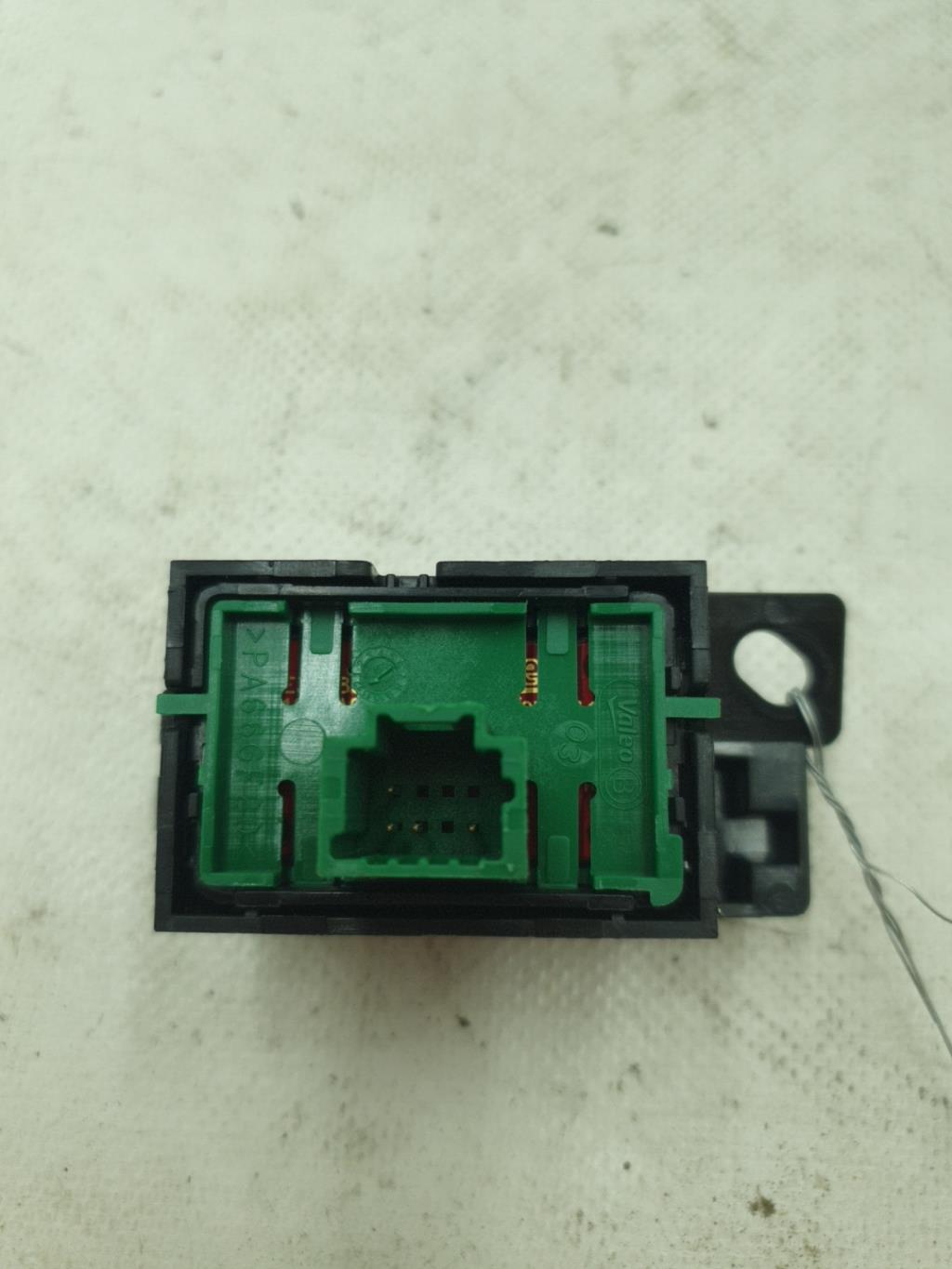 Bouton/Interrupteur DACIA LOGAN MCV 2 PHASE 2 BREAK Essence - 1