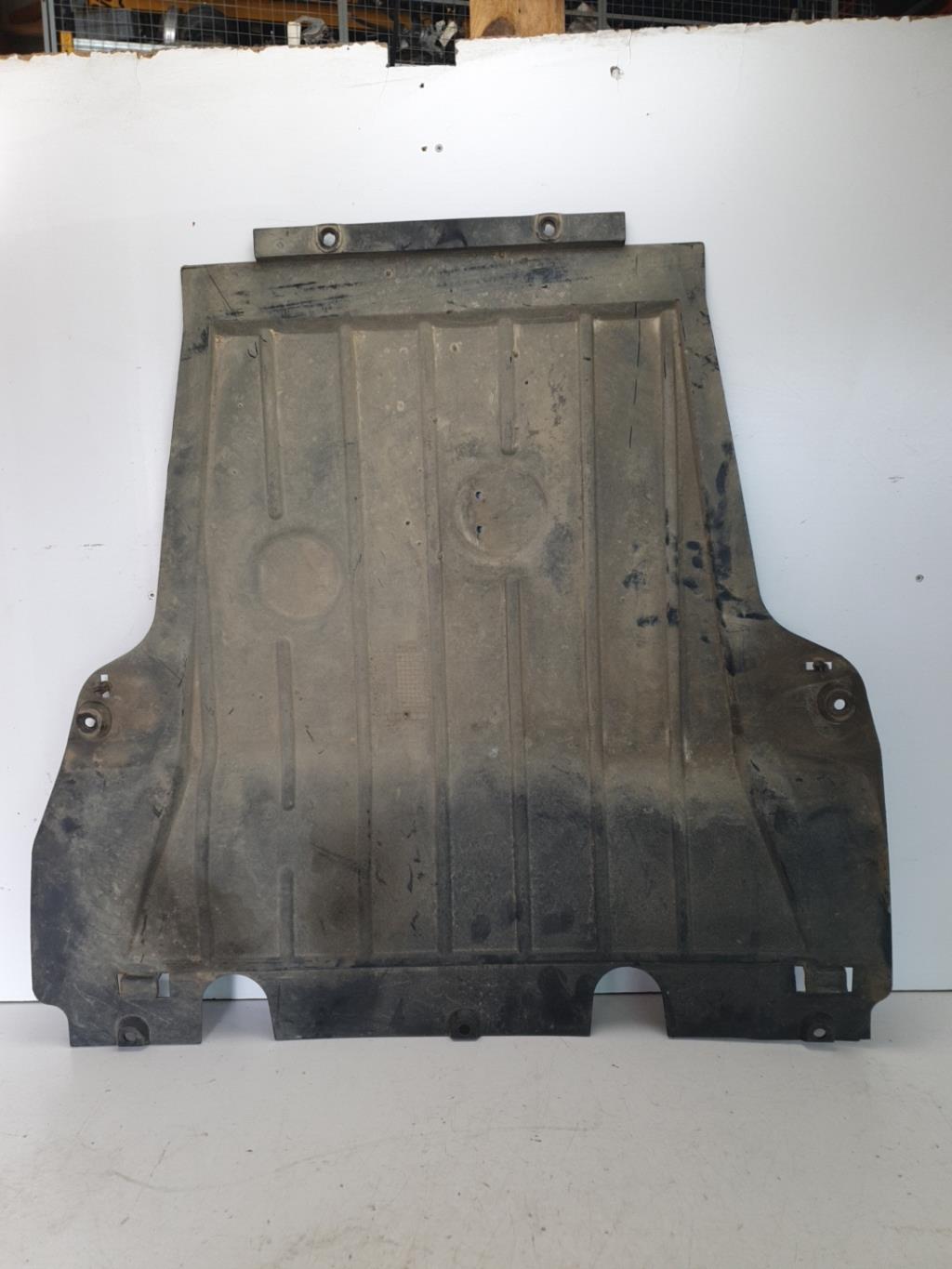 Cache sous moteur RENAULT CLIO 3 PHASE 1 Diesel - 1