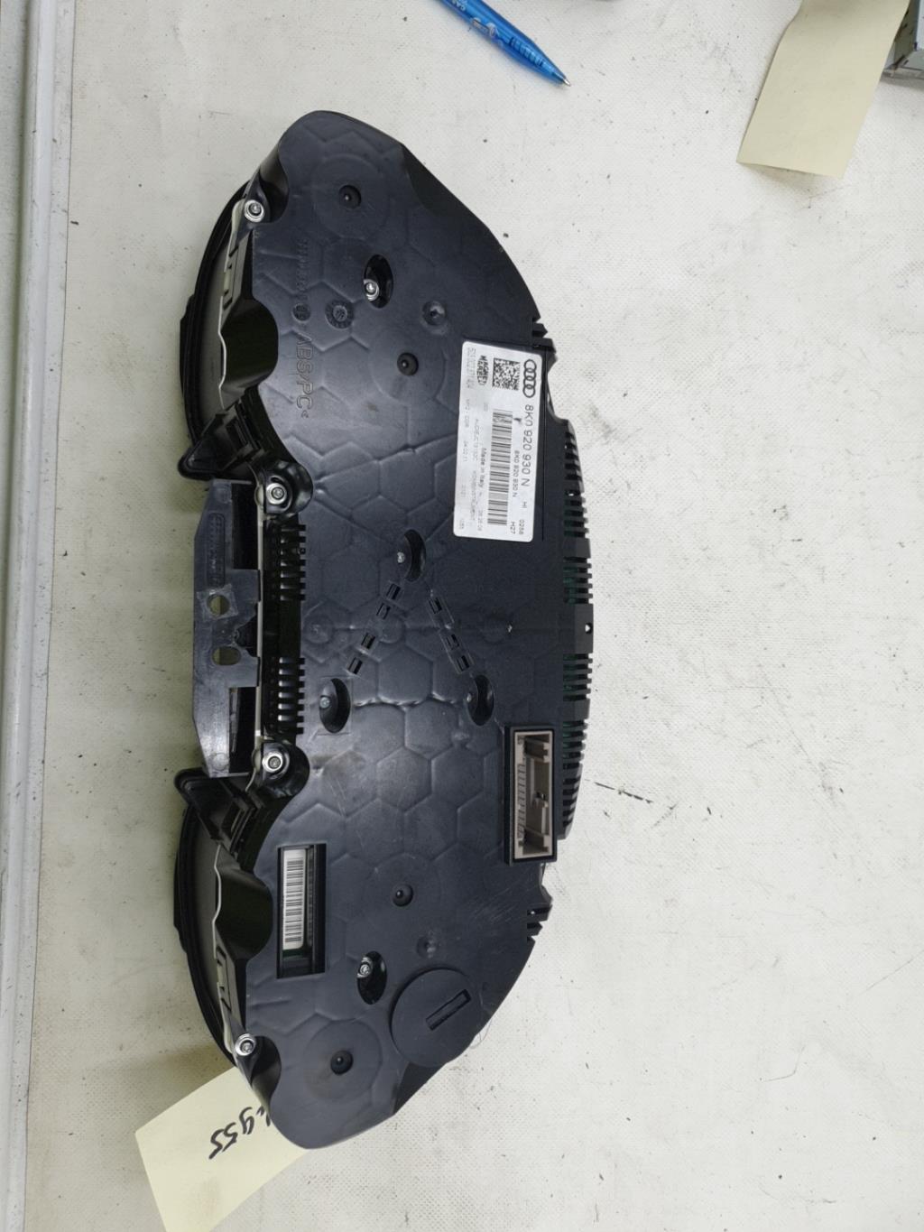 Compteur AUDI A4 3 AVANT PHASE 1 BREAK Diesel - 1