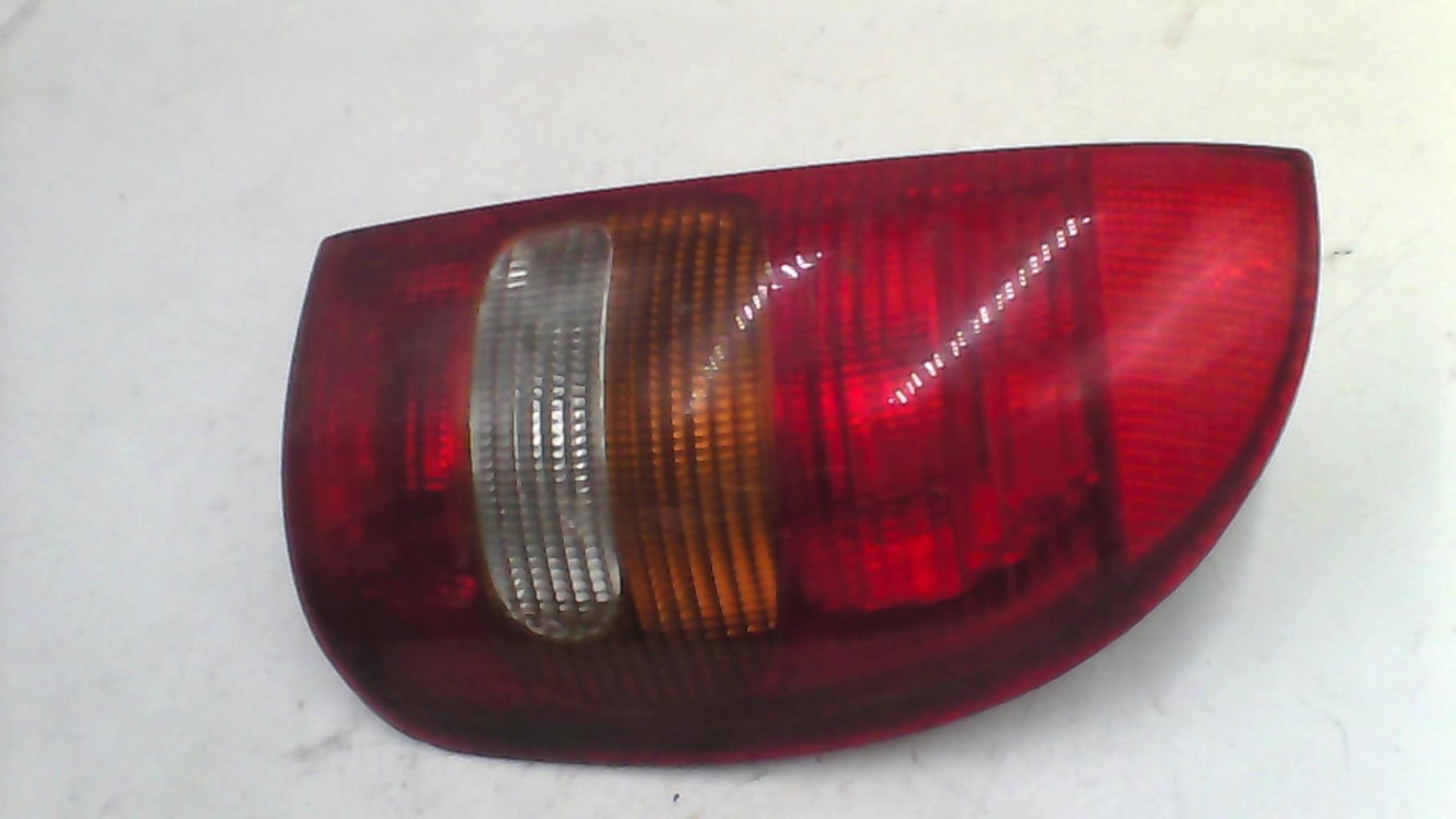 Fanale posteriore principale destro (luci) OPEL CORSA B PHASE 1  - 1