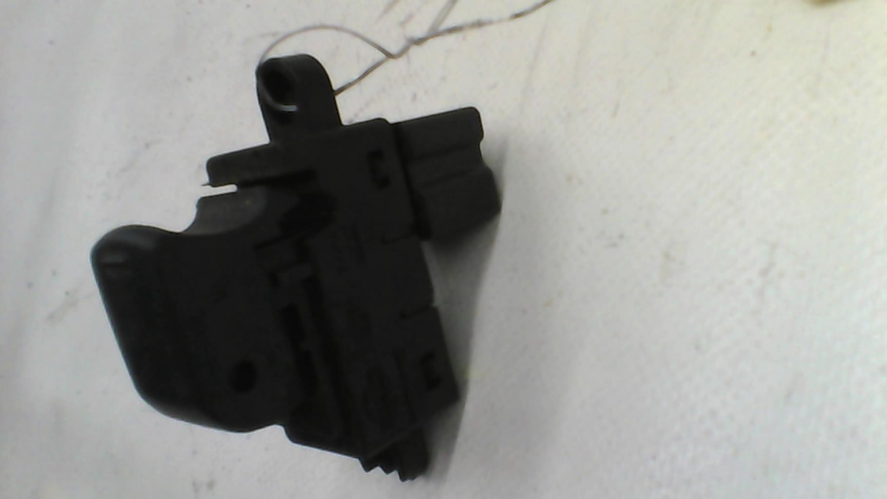 Interruttore lavacristalli posteriore sinistro NISSAN QASHQAI 1 PHASE 1 Diésel - 1