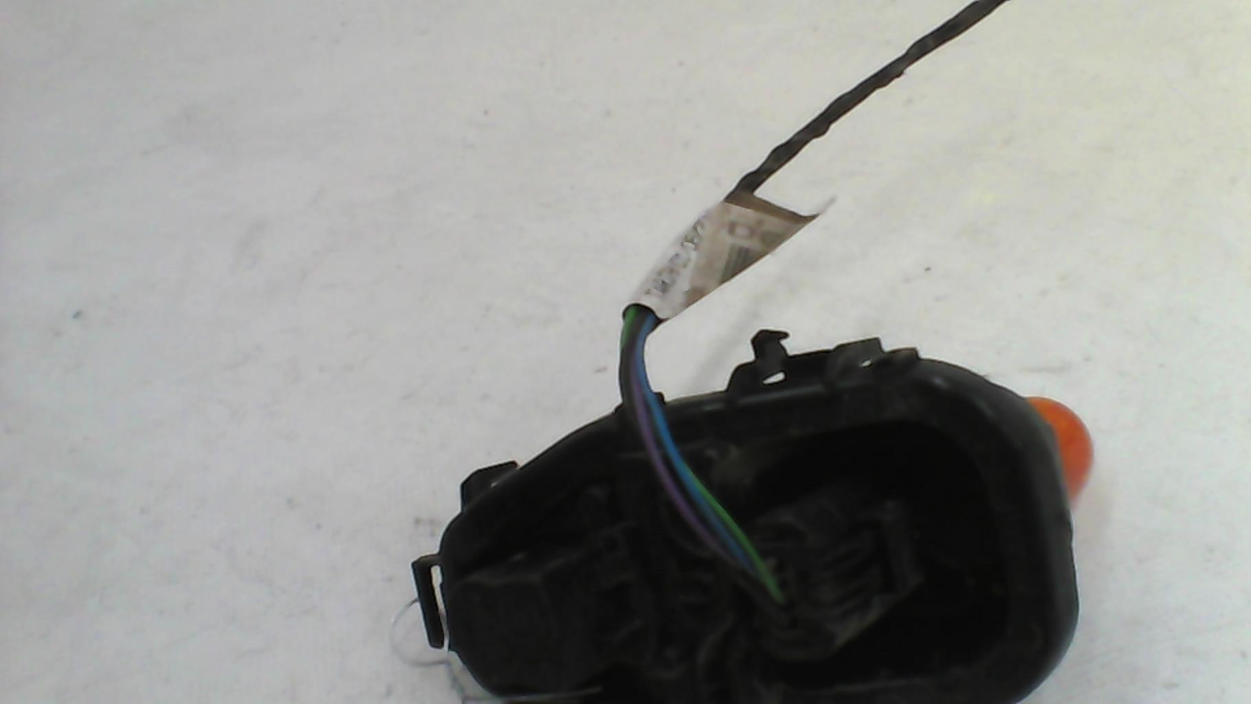 Base portalampade fanale posteriore sinistro RENAULT CLIO 4 PHASE 1 Diésel - 1