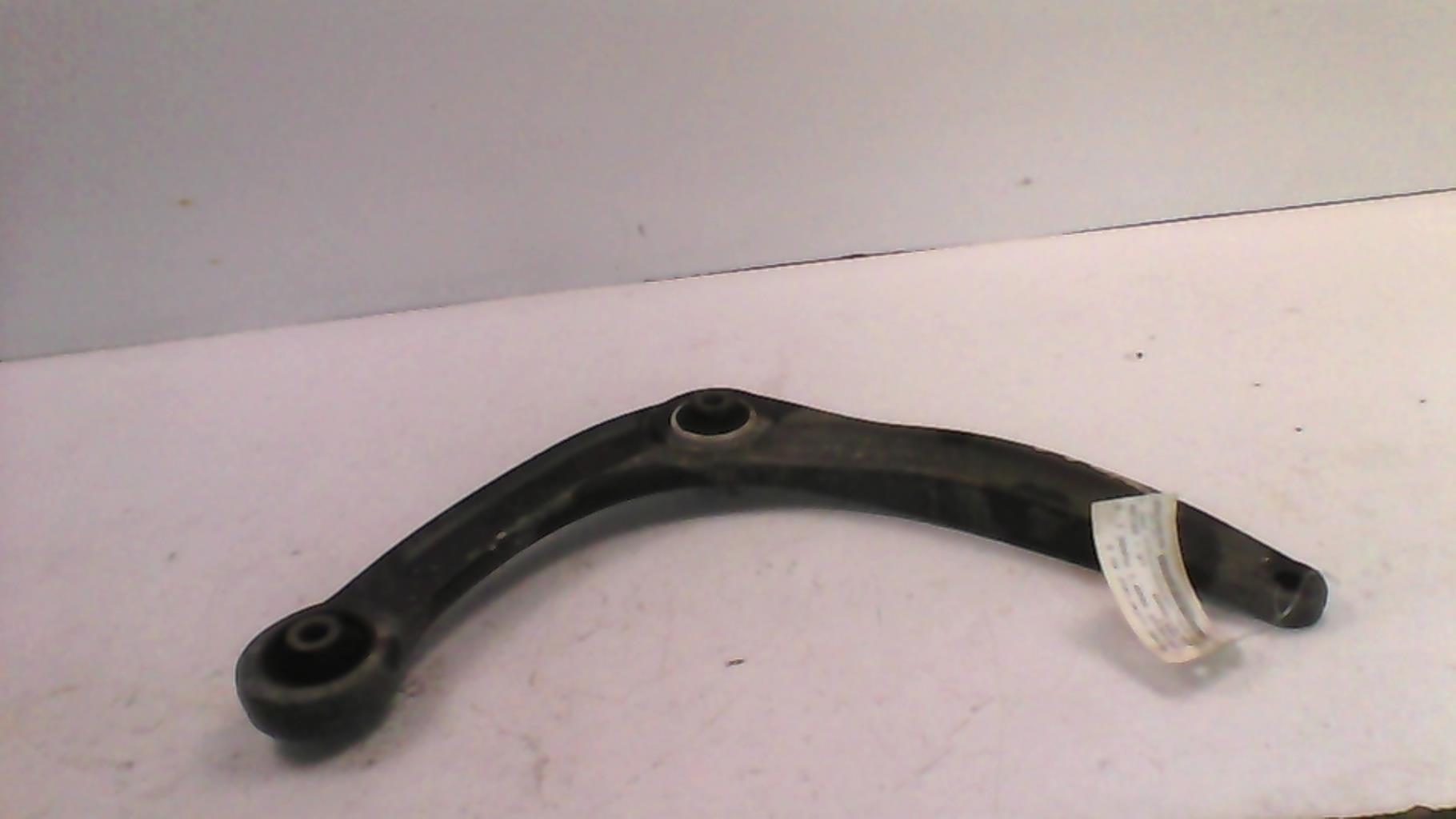 Braccio sospensione inferiore anteriore destro PEUGEOT 3008 1 PHASE 1 Diésel - 1