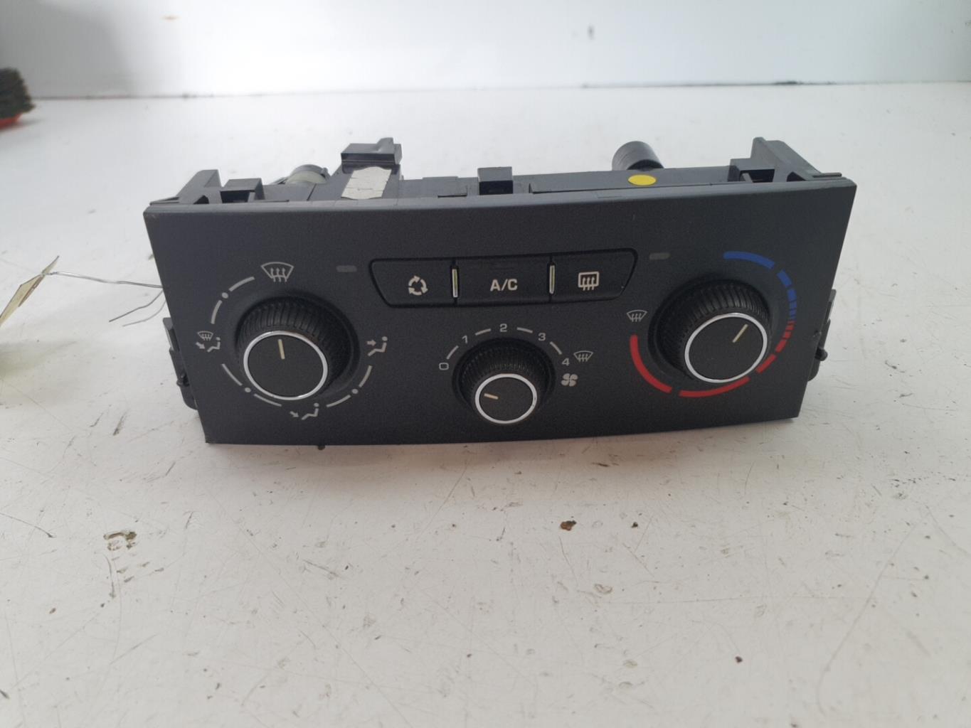 Commande chauffage PEUGEOT 207 PHASE 2 Diesel - 1