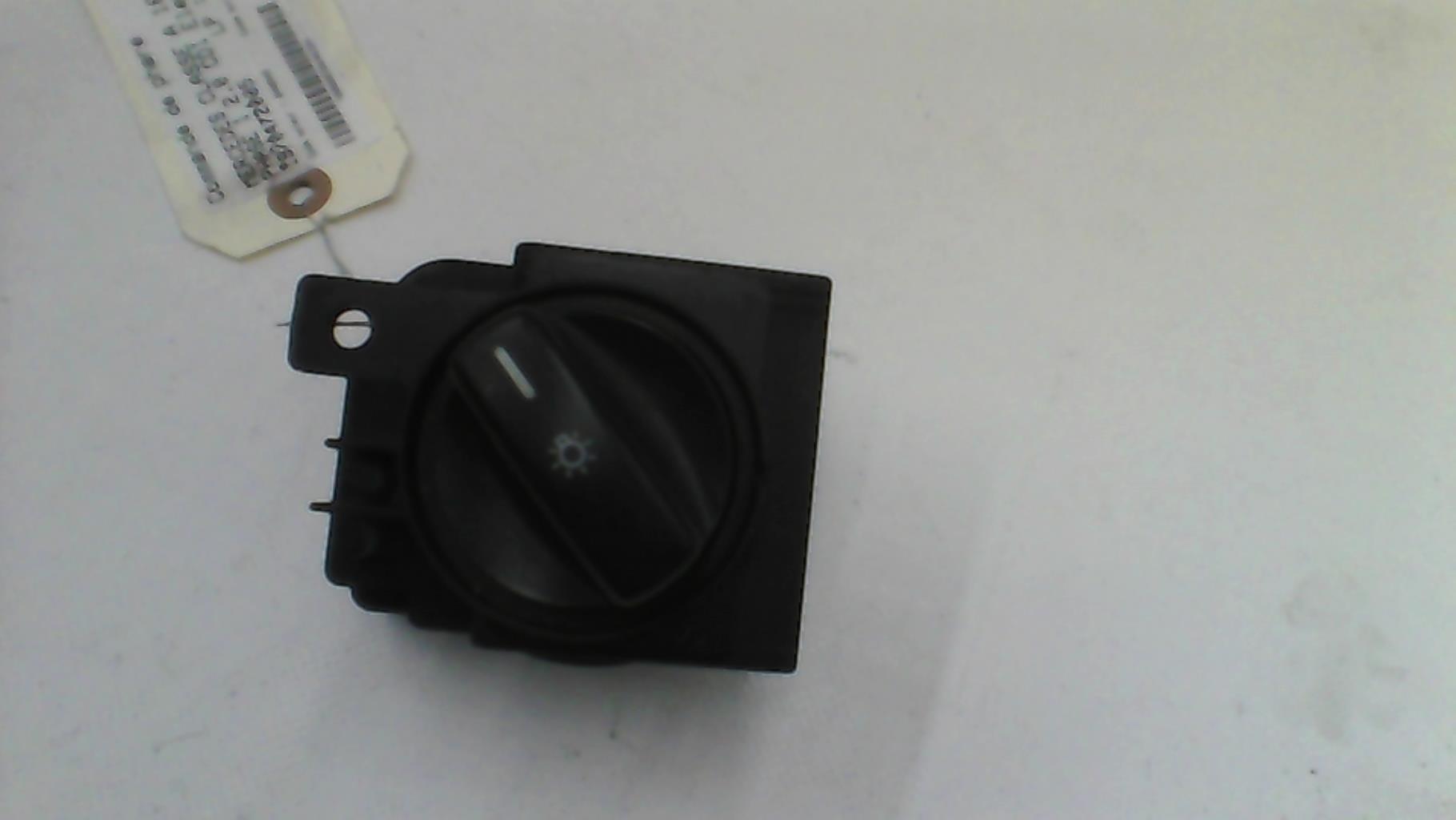 Commande de phare MERCEDES CLASSE A 169 PHASE 1 Diesel - 1
