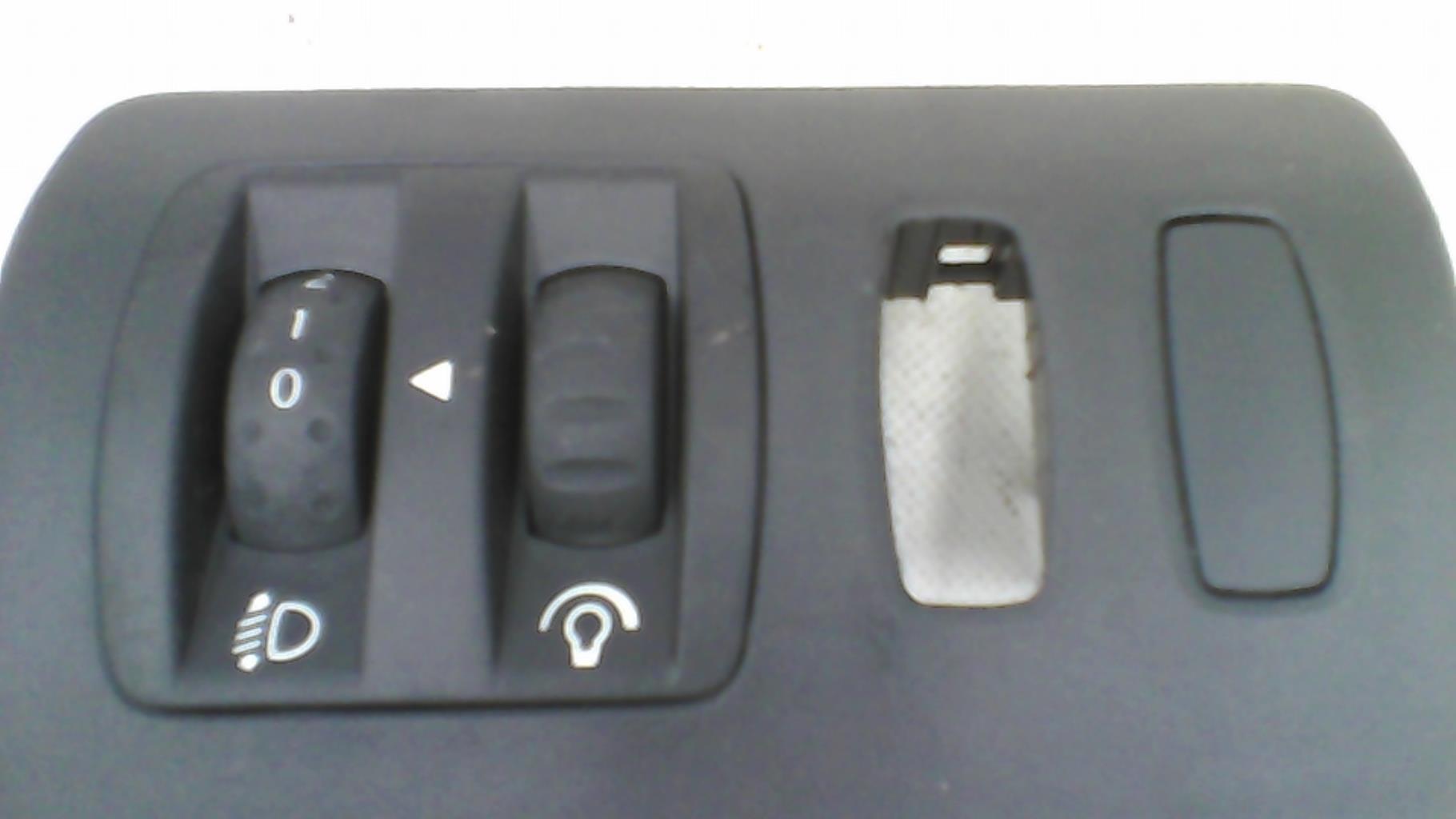 Commande de reglage hauteur de phare RENAULT CLIO 3 PHASE 1 Diesel - 1