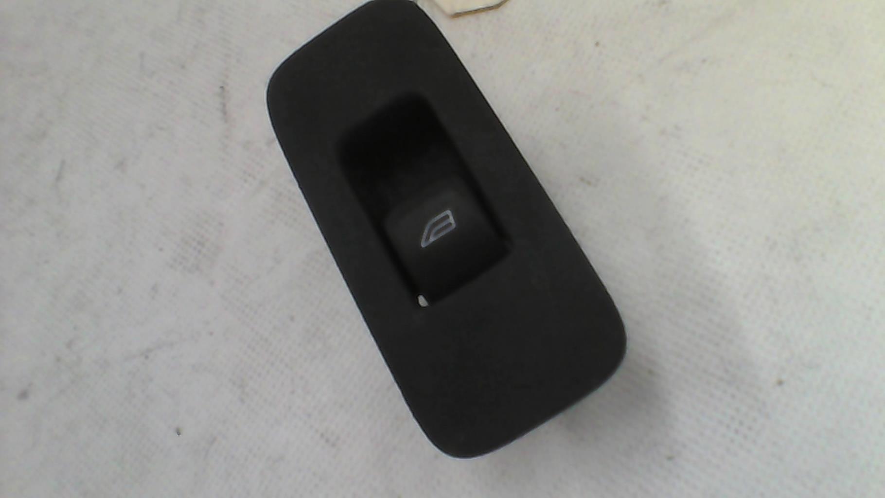 Interruttore lavacristalli anteriore destro VOLVO V 40 2 PHASE 1 BREAK Diésel - 1