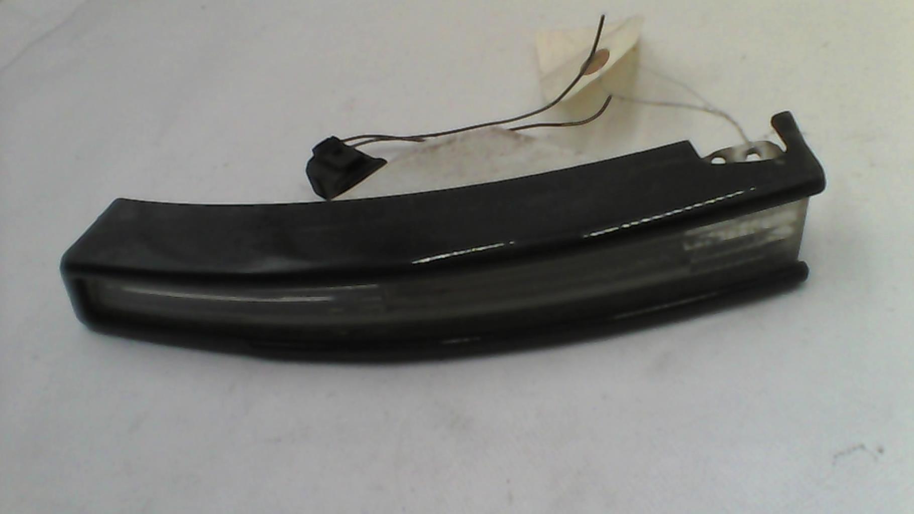 Gruppo ottico anteriore secondario sinistro (luci)(freccia) VOLKSWAGEN PASSAT 5 BREAK Diésel - 1
