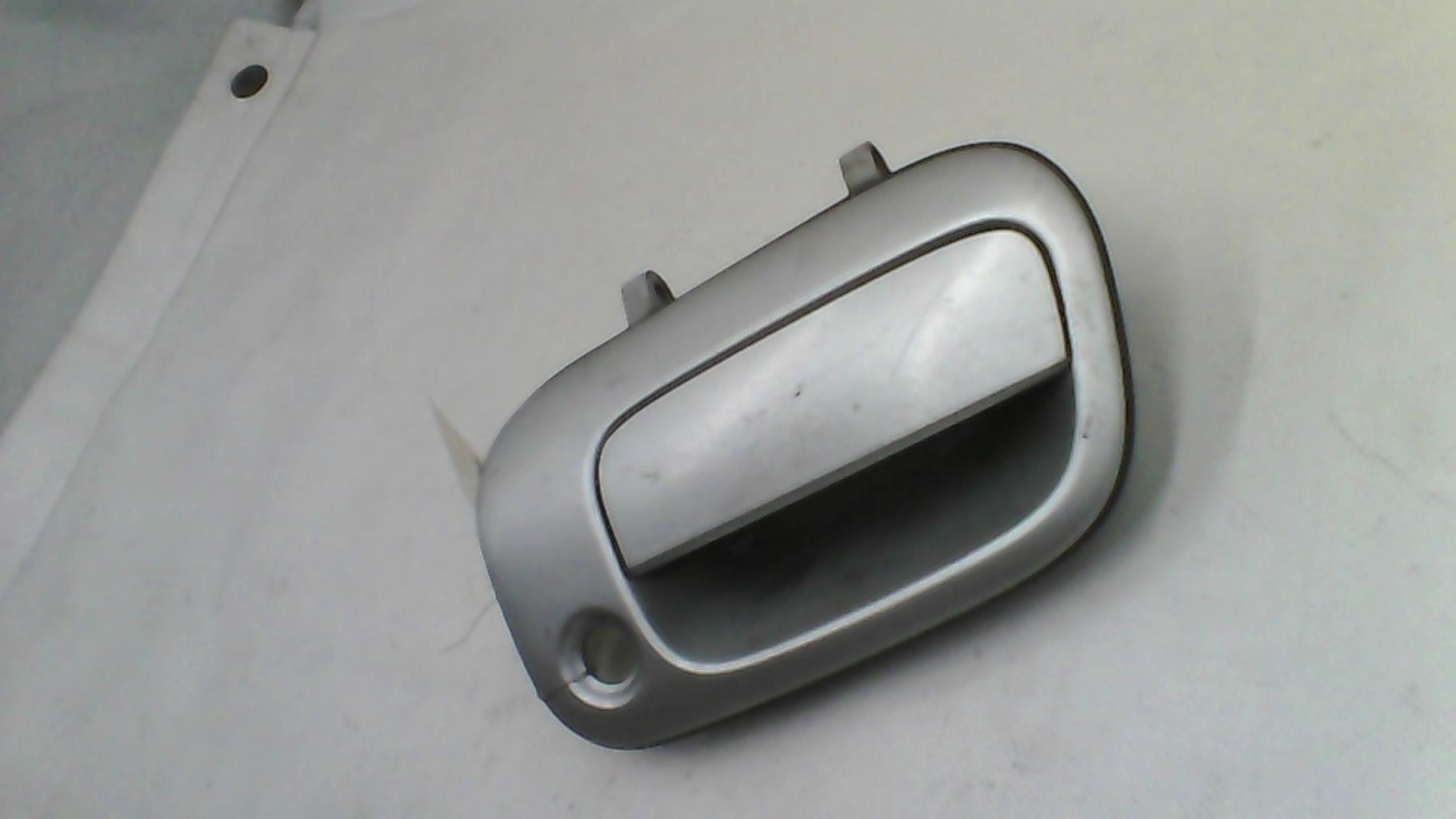 Maniglia portellone bagagliaio TOYOTA RAV4 2 PHASE 1 Diésel - 1