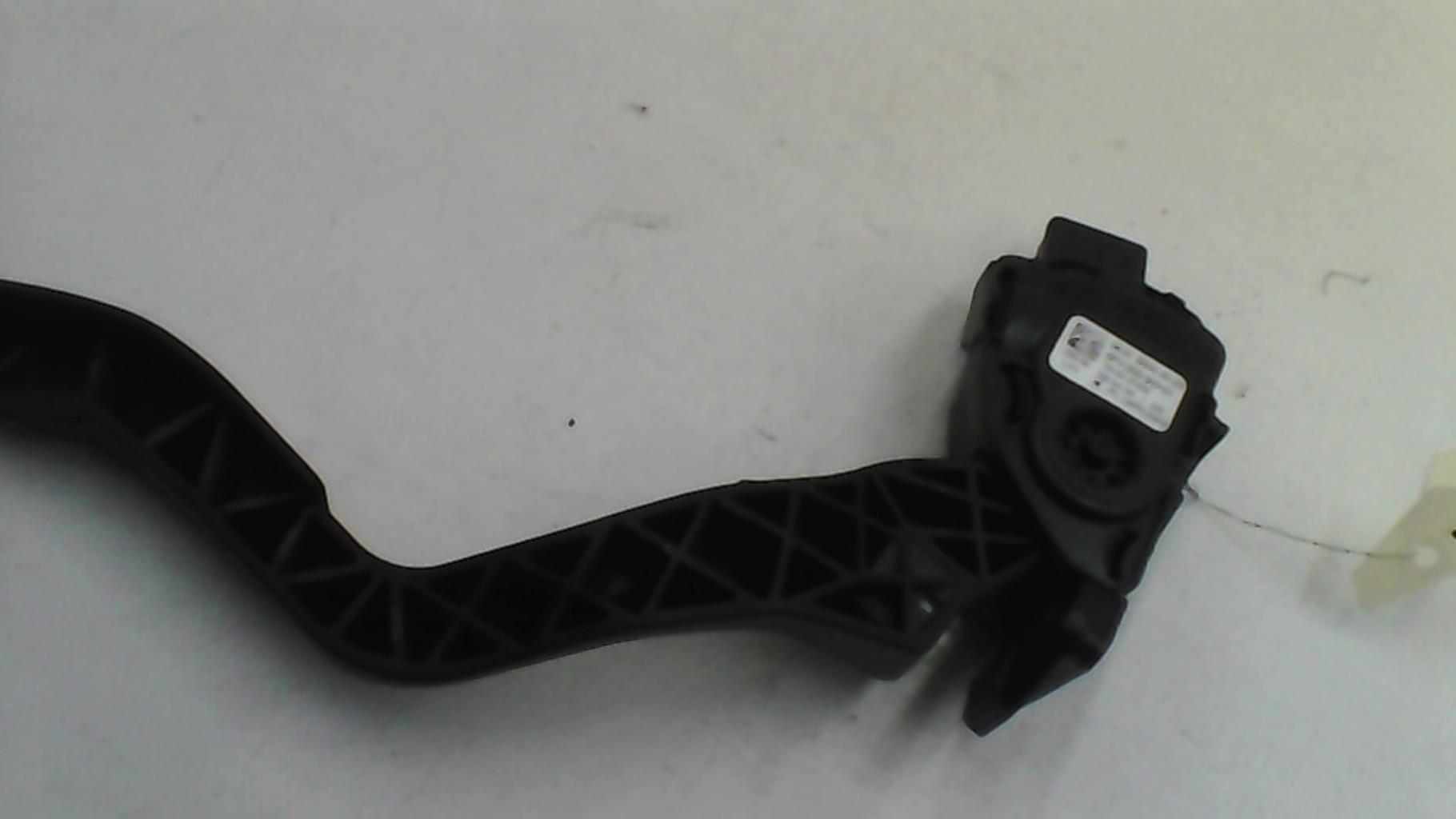 Potenziometro pedale acceleratore PEUGEOT 308 1 SW PHASE 1 BREAK Diésel - 1