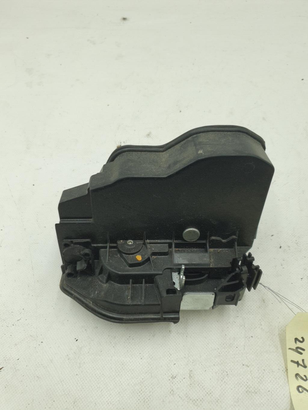 Serratura posteriore destra BMW X1 E84 PHASE 1 Diésel - 1