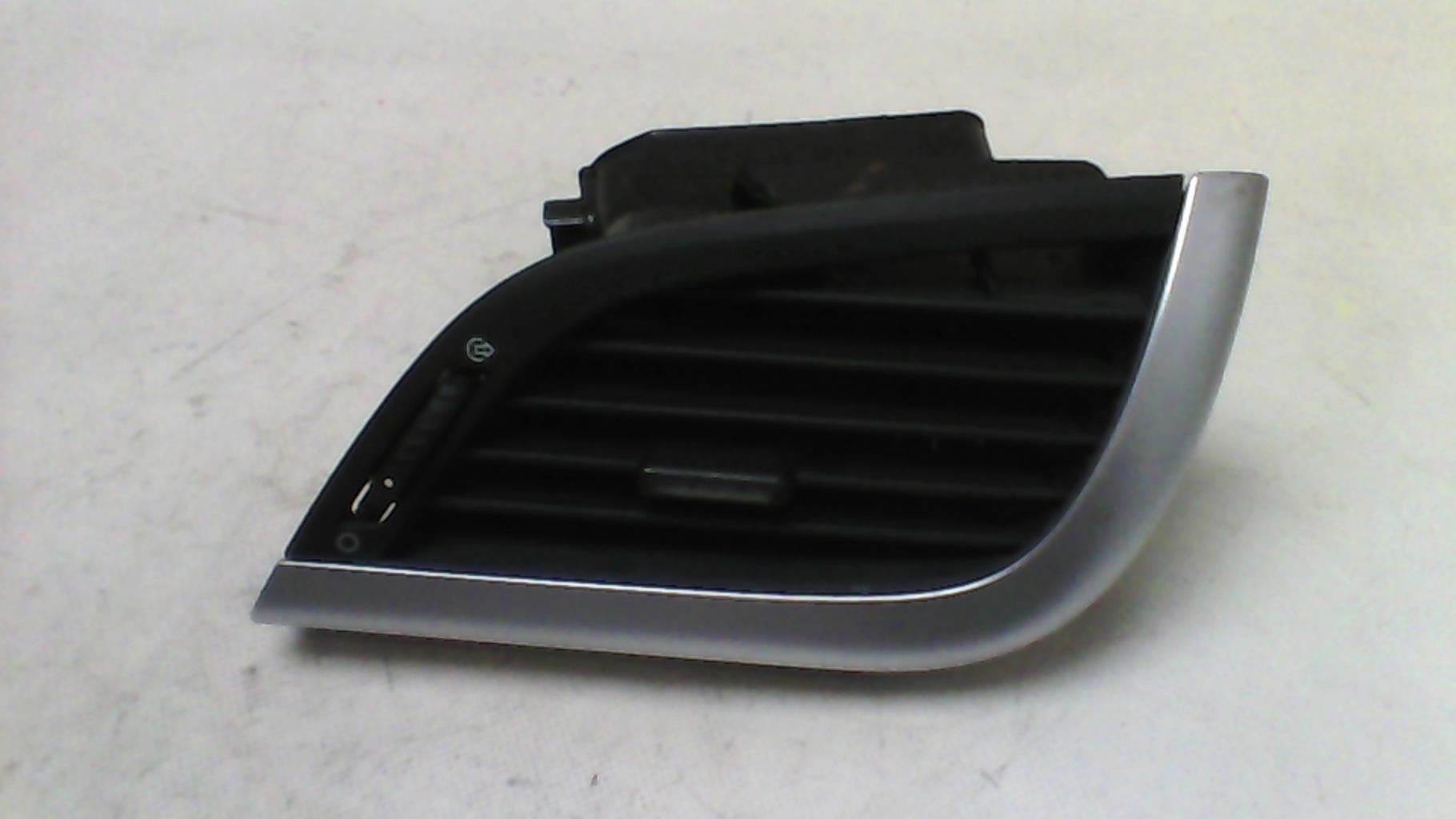 Bocchetta aerazione cruscotto anteriore destra PEUGEOT 207 PHASE 1 CABRIOLET Diésel - 1
