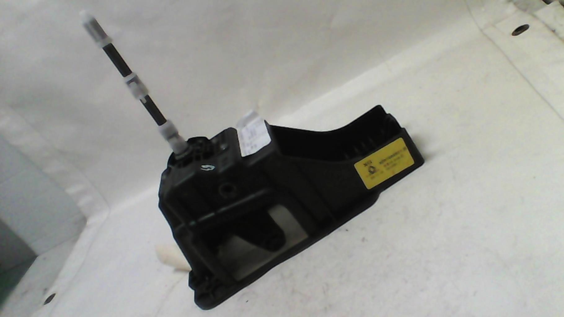Levier de vitesses RENAULT MEGANE 3 PHASE 3 Diesel - 1