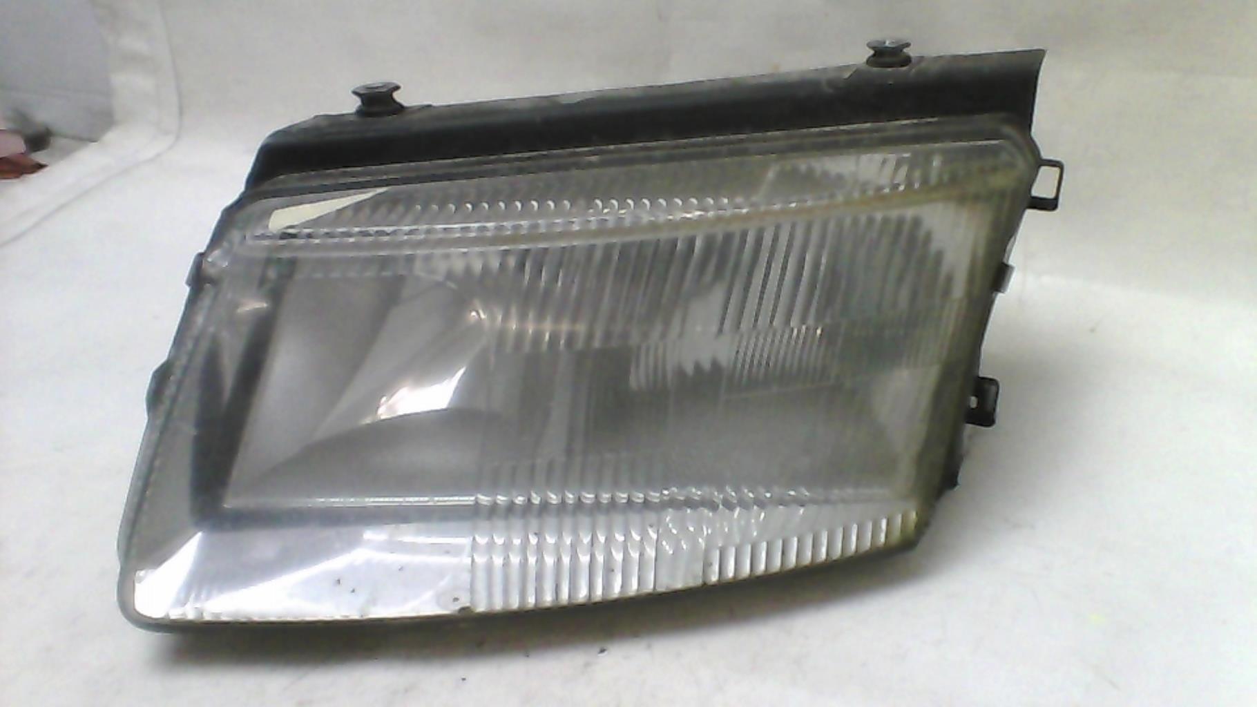 Gruppo ottico anteriore principale sinistro (luci)(faro) VOLKSWAGEN PASSAT 4 PHASE 1 Diésel - 1