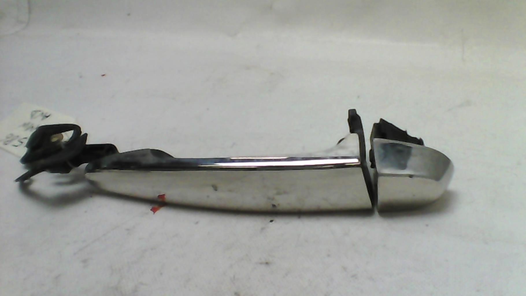 Poignee porte avant droit BMW SERIE 3 E90 PHASE 1 Essence - 1