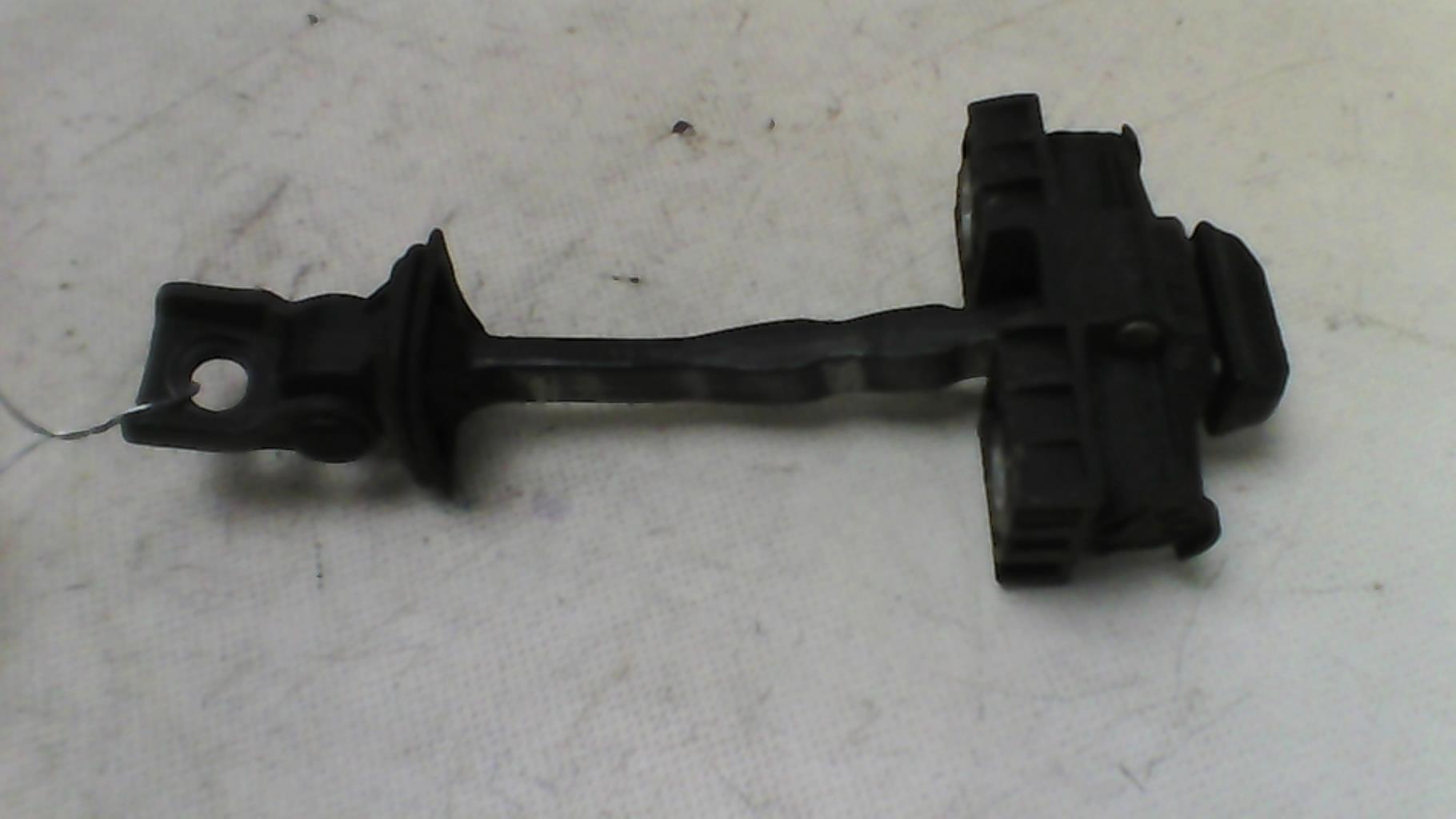 Tirante portiera posteriore sinistro VOLKSWAGEN POLO 5 PHASE 2 Diésel - 1