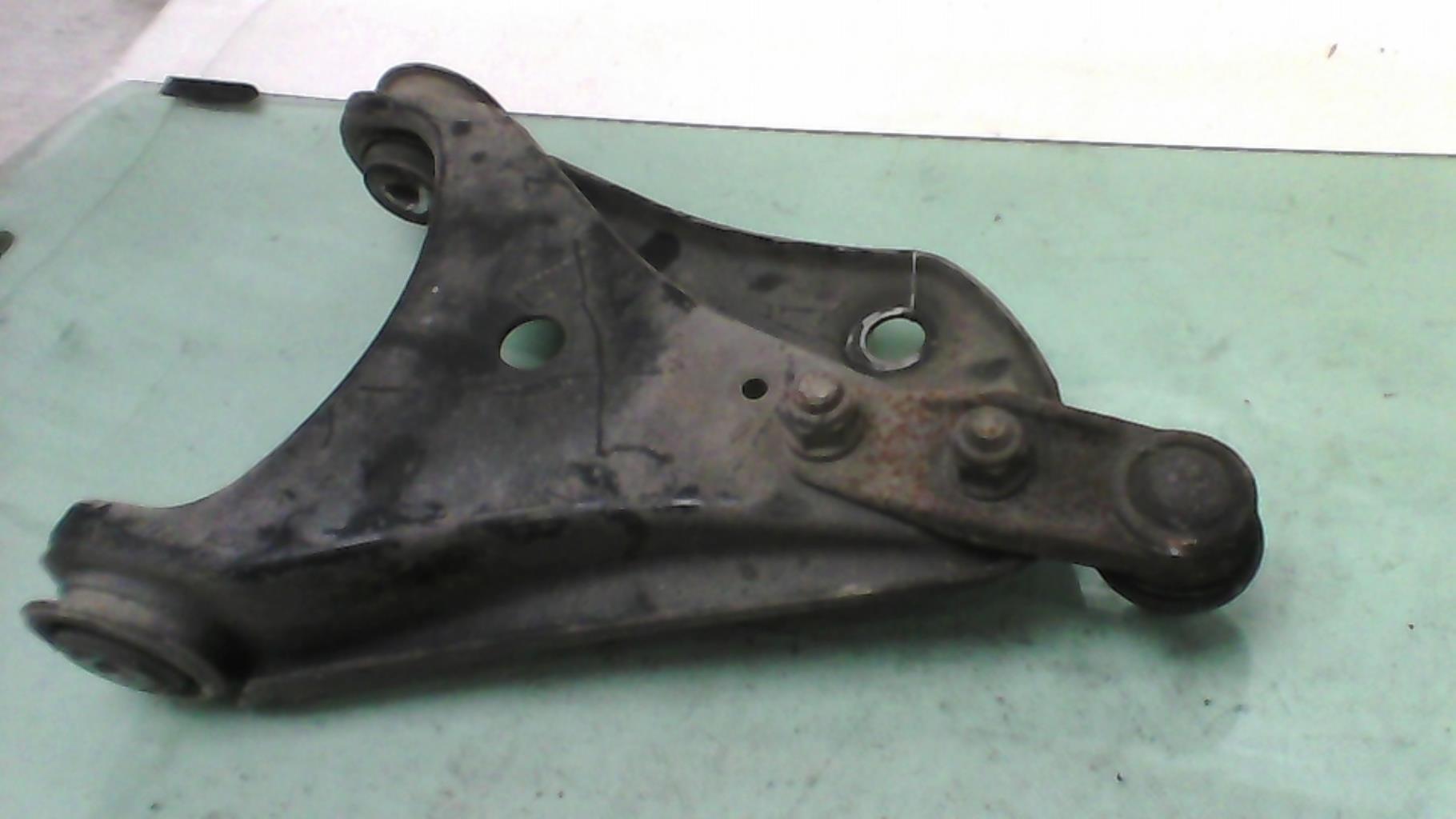 Triangolo inferiore anteriore destro RENAULT CLIO 2 CAMPUS PHASE 2 Diésel - 1
