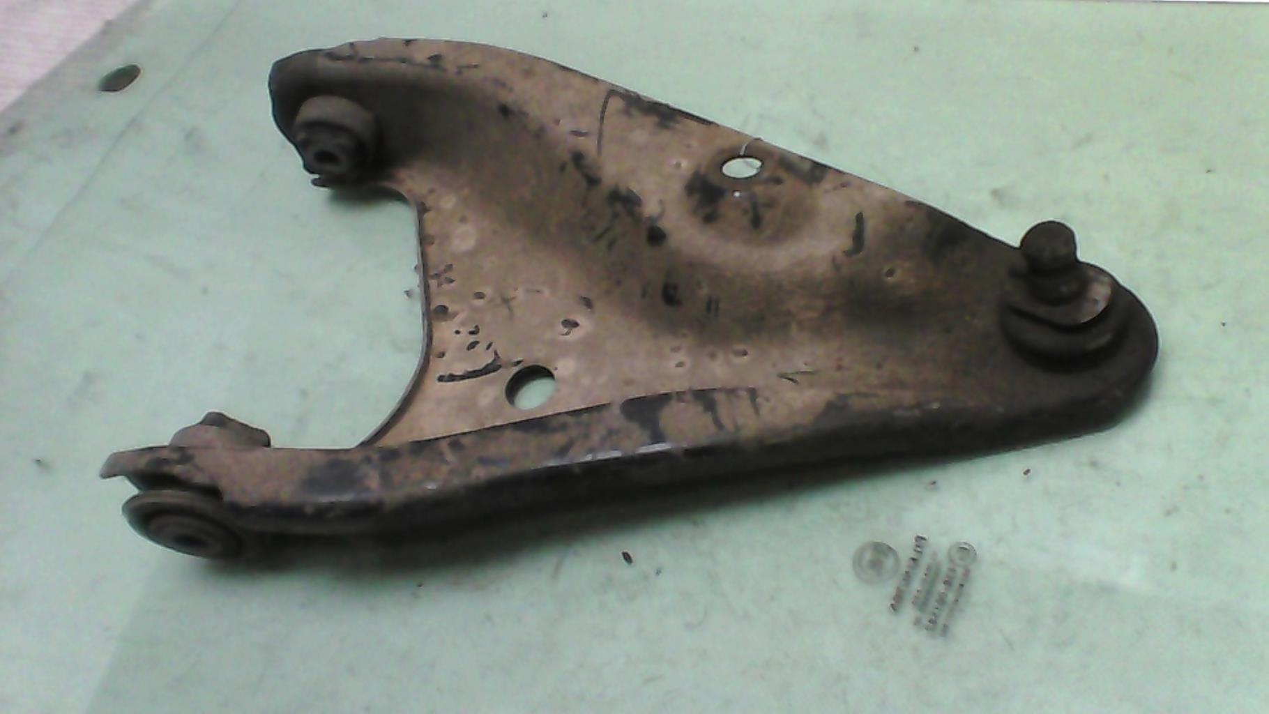 Triangle inferieur avant gauche DACIA SANDERO 1 Essence/GPL - 1