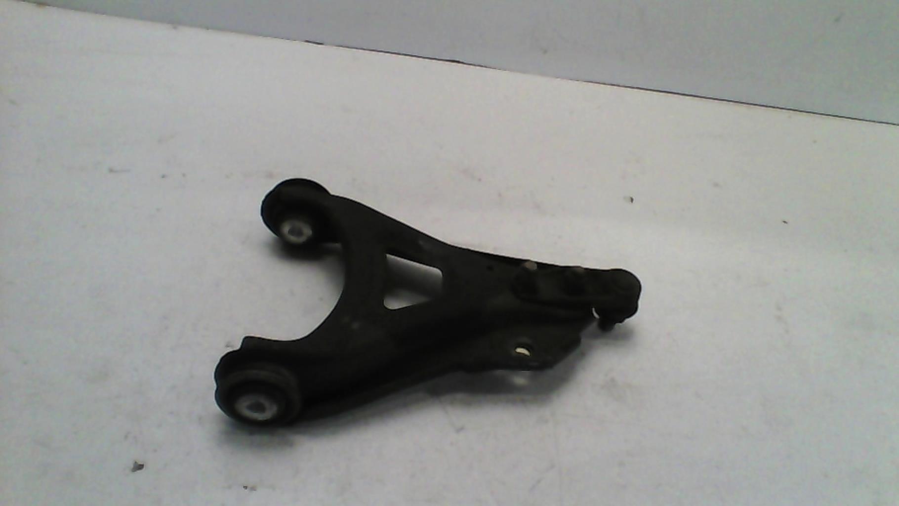 Triangolo inferiore anteriore sinistro RENAULT KANGOO 1 PHASE 2 Gasolina - 1