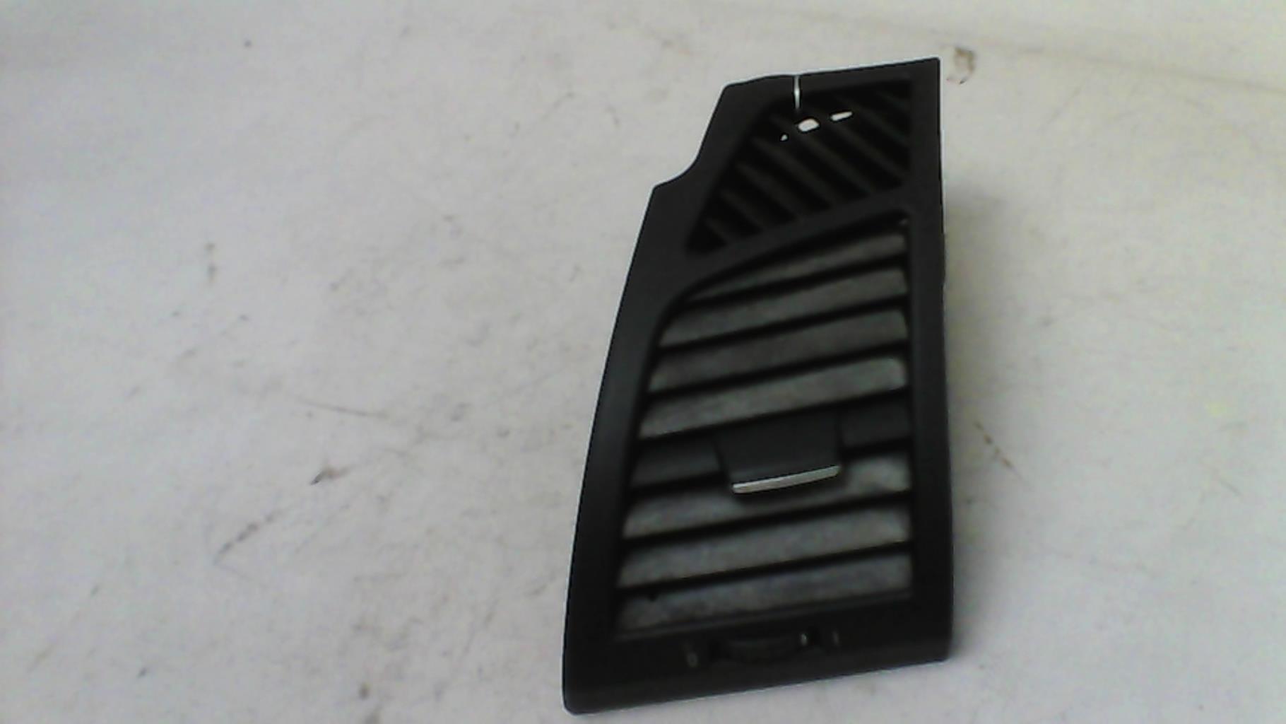 Bocchetta aerazione cruscotto anteriore sinistra BMW SERIE 1 E87 PHASE 1 Diésel - 1
