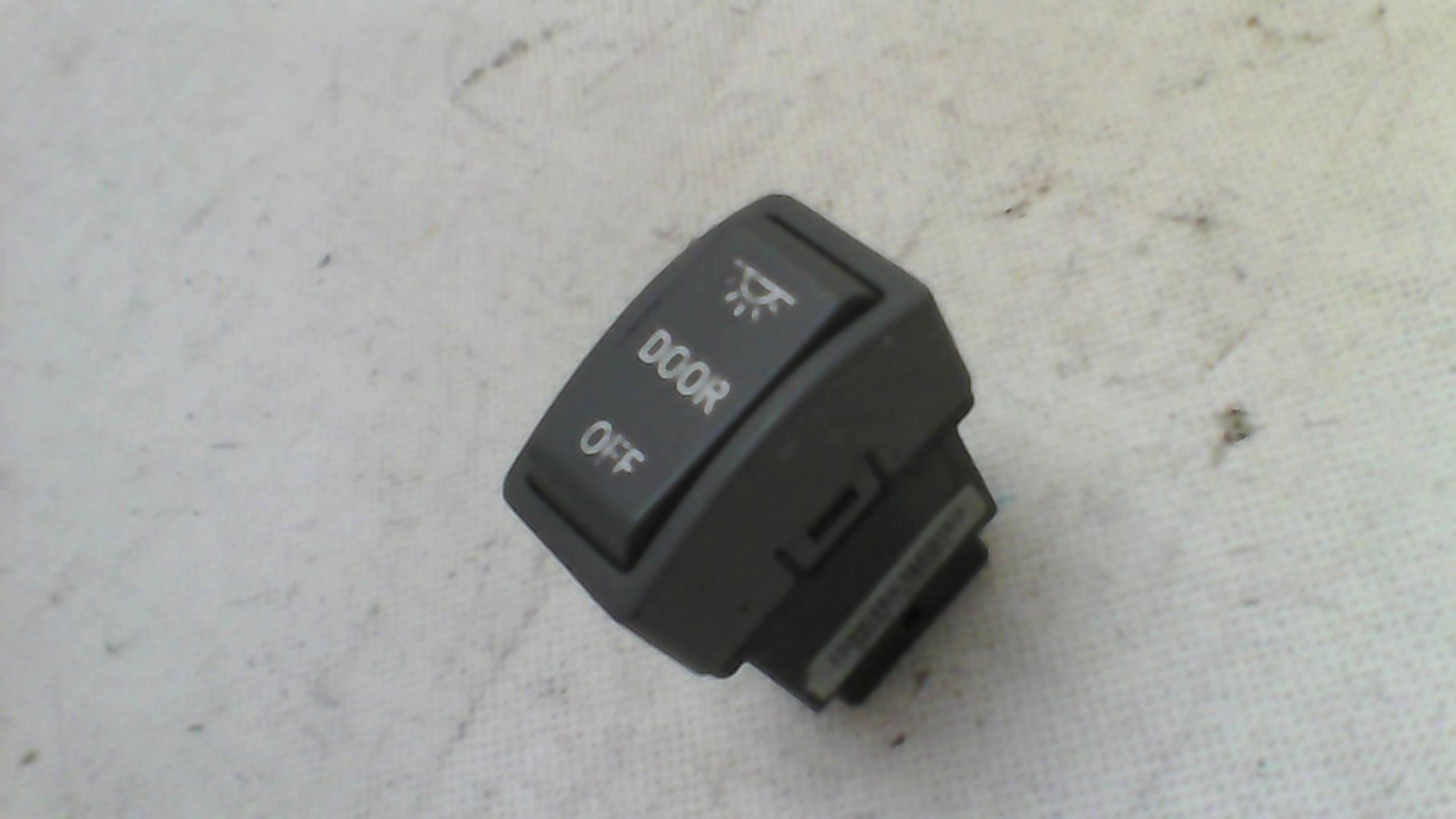 Bouton/Interrupteur KIA CARNIVAL 2 Diesel - 1