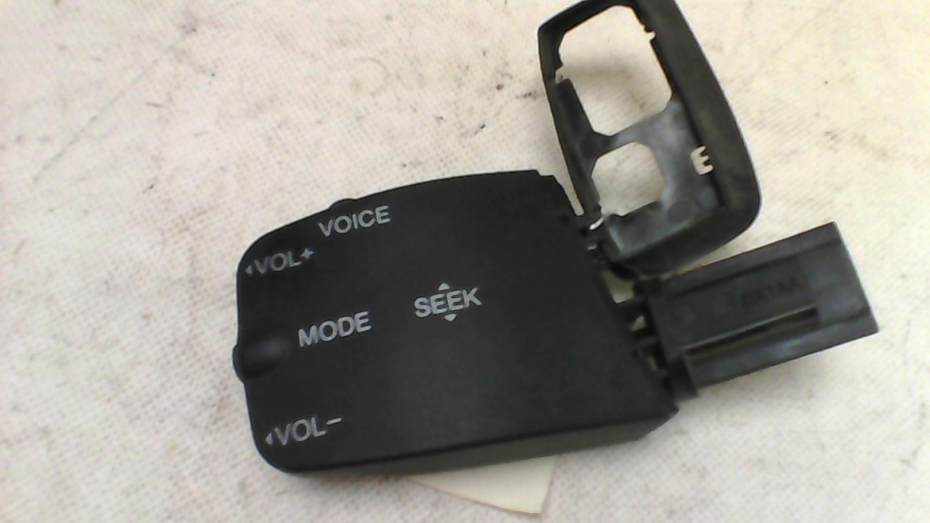 Commande autoradio FORD TRANSIT 4 Diesel - 1
