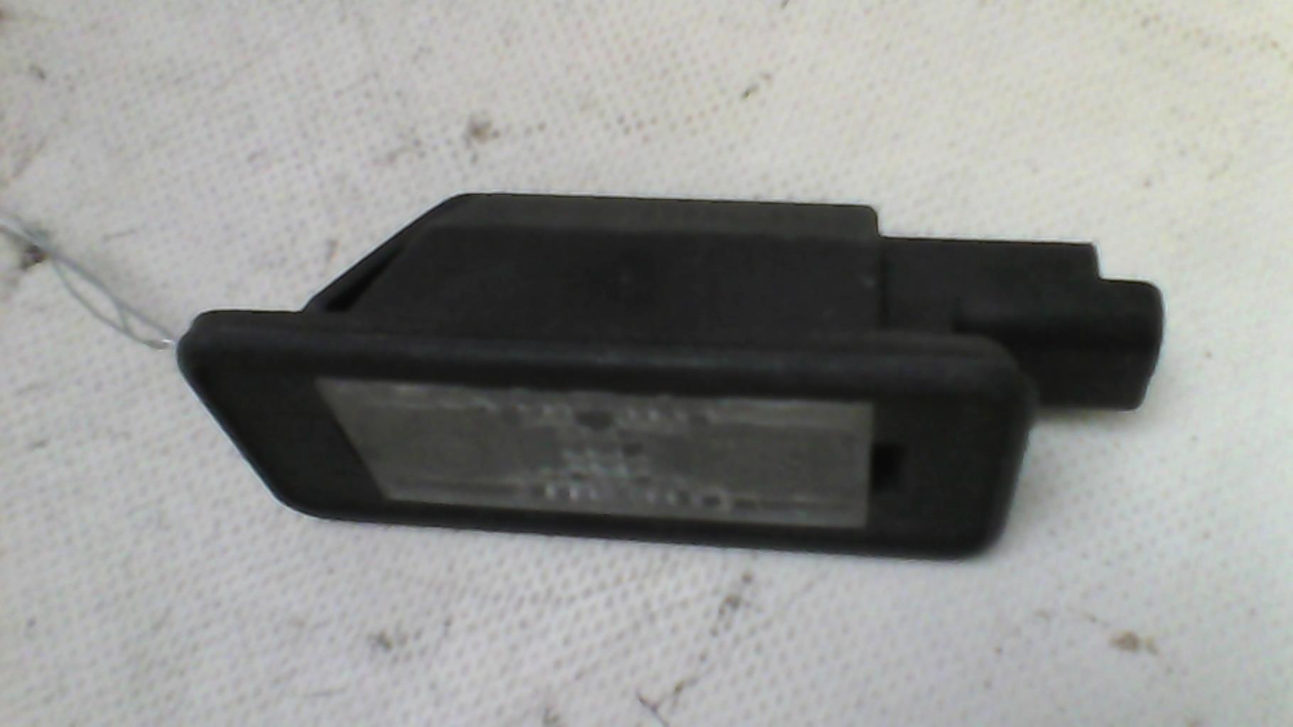 Eclairage de plaque PEUGEOT 208 1 PHASE 2 Diesel - 1