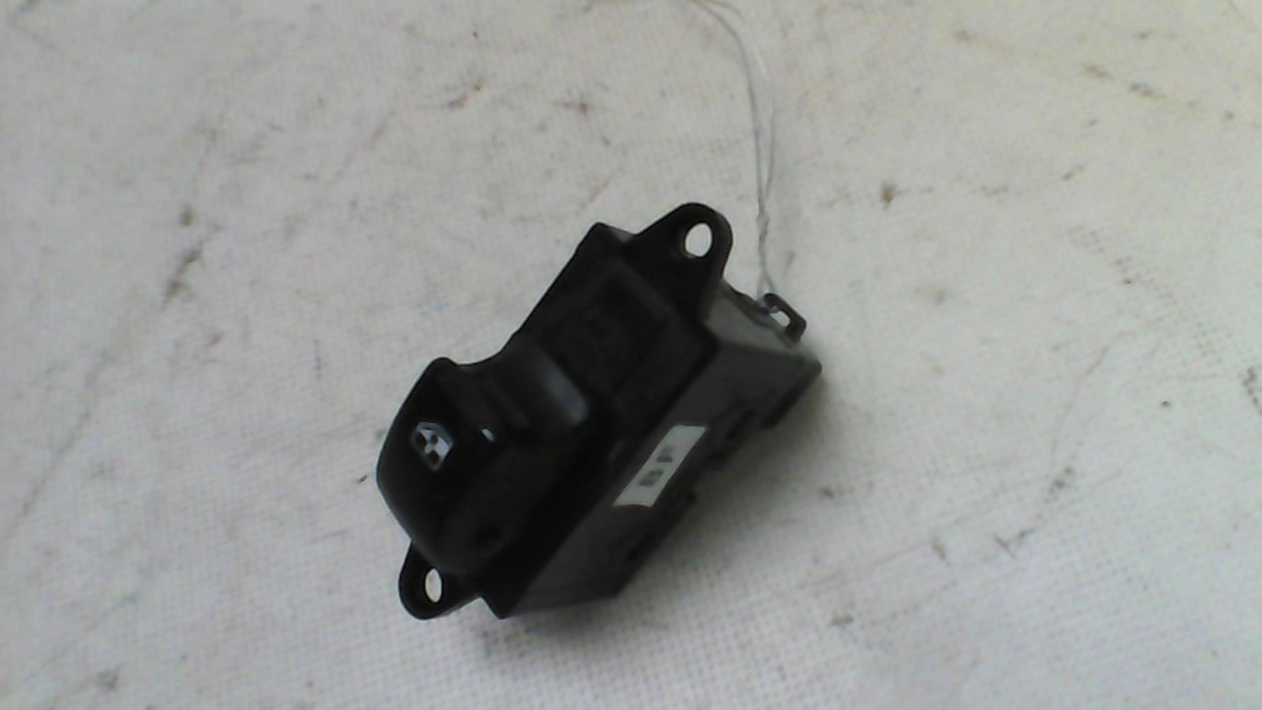 Interruttore lavacristalli anteriore destro CHEVROLET REZZO Gasolina/GLP - 1