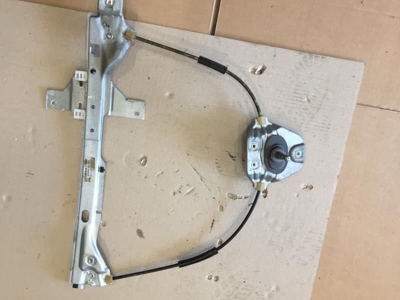 Alzacristalli manuale posteriore destro PEUGEOT 5008 1 PHASE 1 Diésel - 1