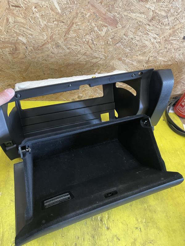 Boite a gants LEXUS RX 2 Essence/Hybride - 1
