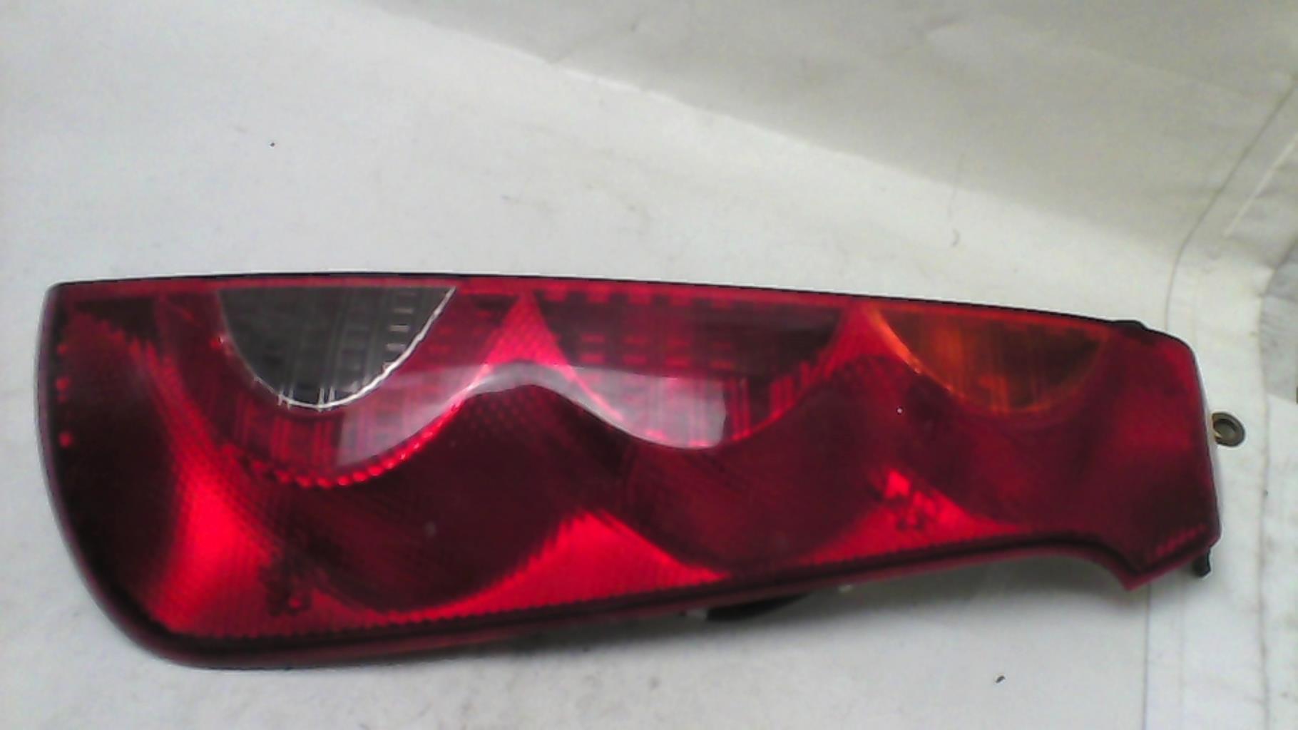 Fanale posteriore principale destro (luci) NISSAN NOTE 1 PHASE 1 Gasolina - 1