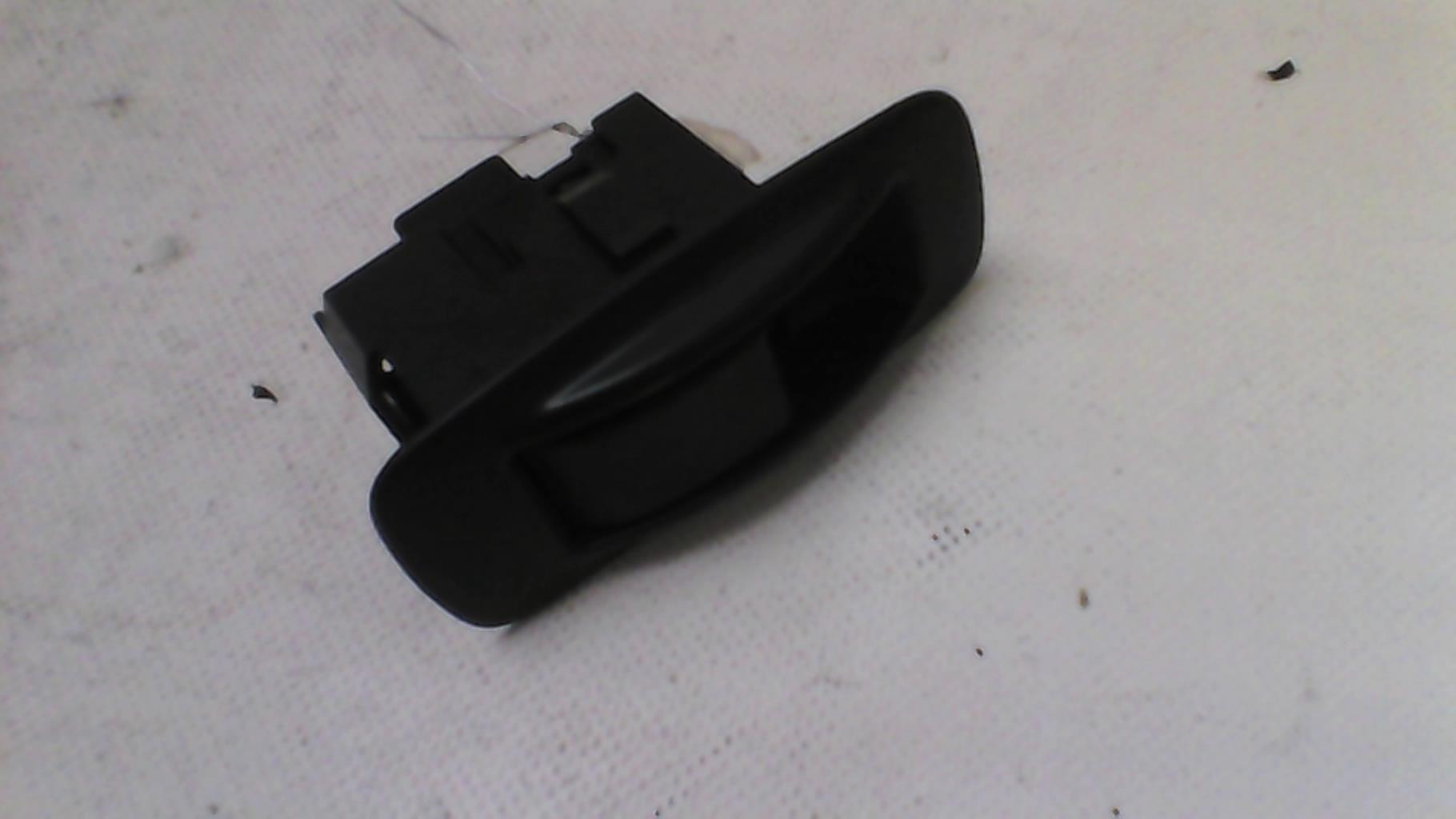 Interruttore lavacristalli posteriore destro TOYOTA COROLLA VERSO 2 PHASE 1 Diésel - 1