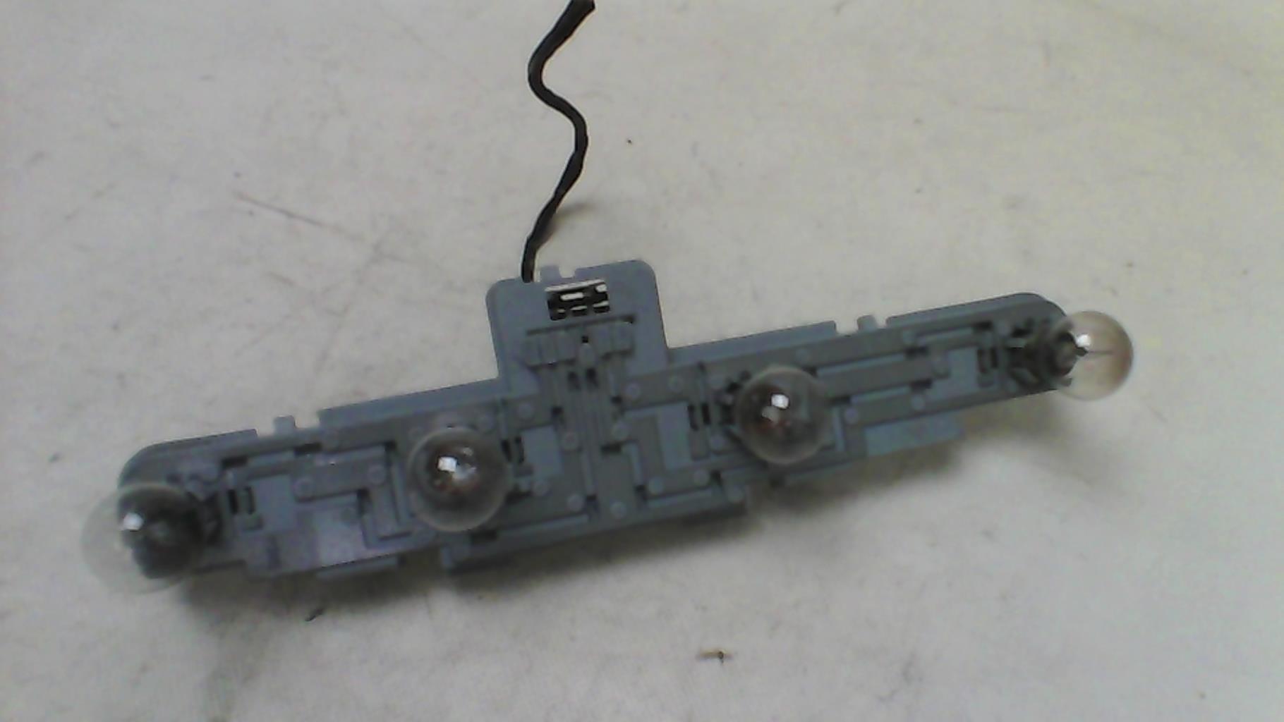 Base portalampade fanale posteriore destro OPEL ZAFIRA B PHASE 1 Diésel - 1