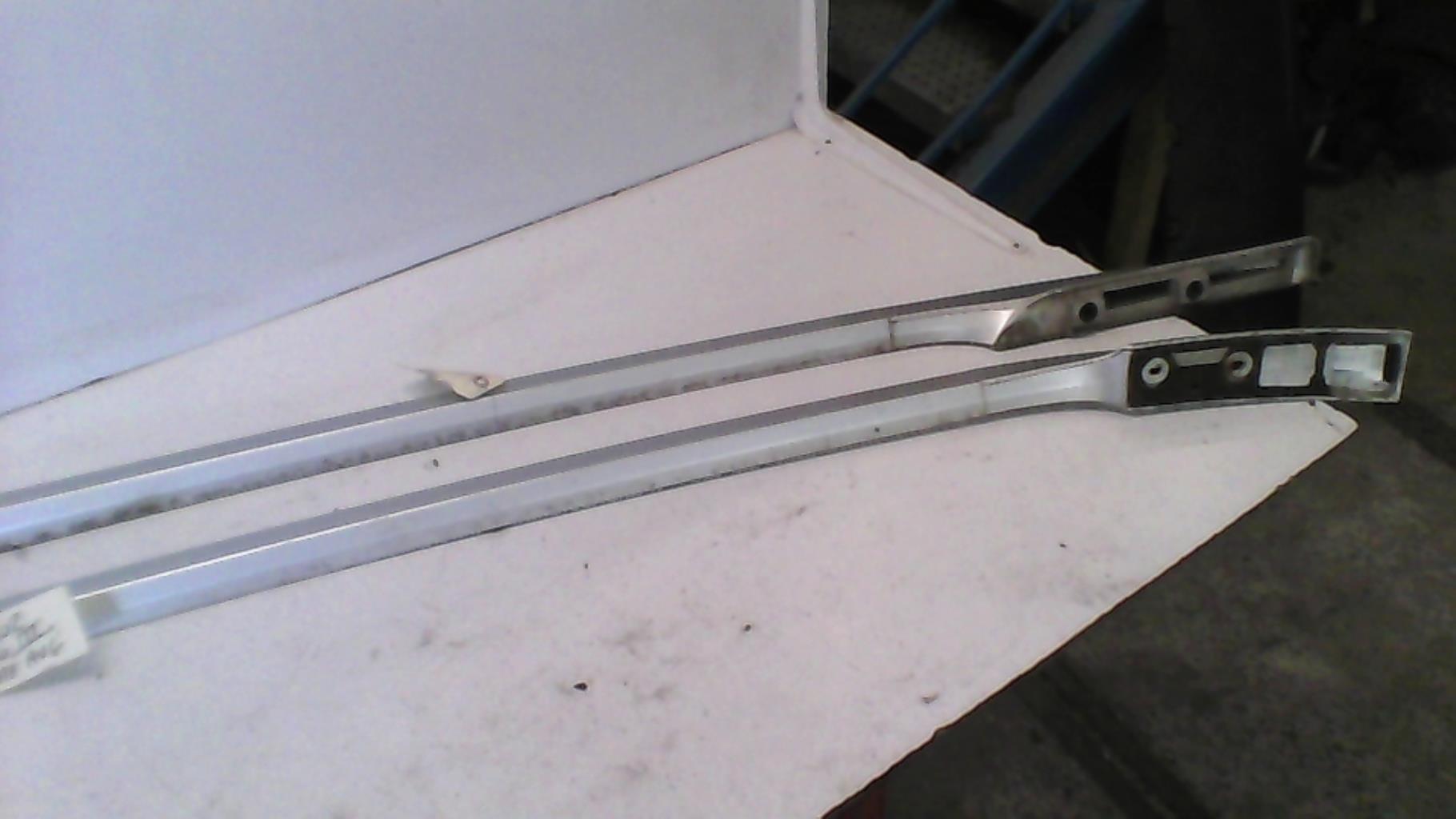 Barres de toit RENAULT CLIO 3 PHASE 1 BREAK Diesel - 1