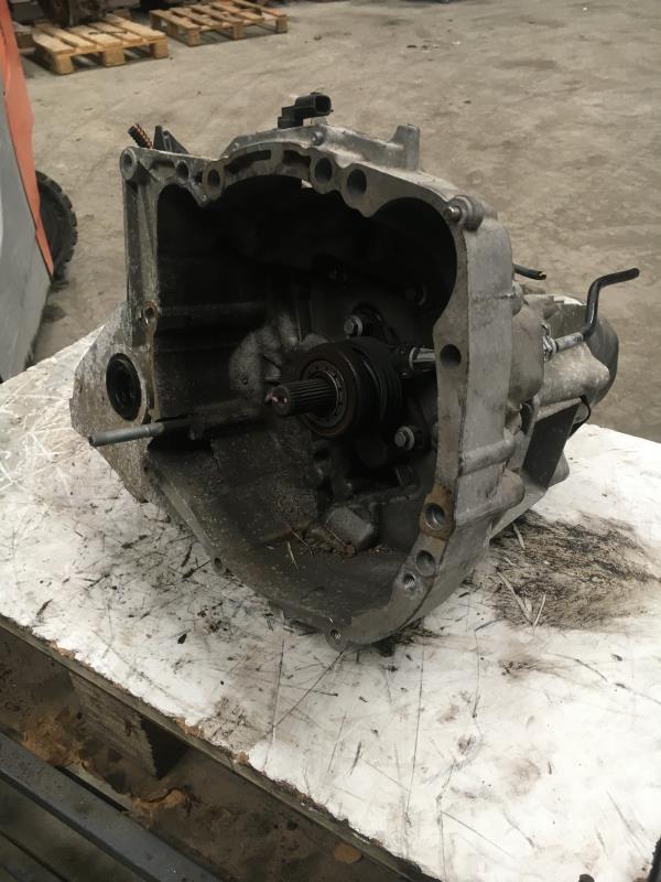Boite de vitesses RENAULT CLIO 3 PHASE 2 Essence - 1