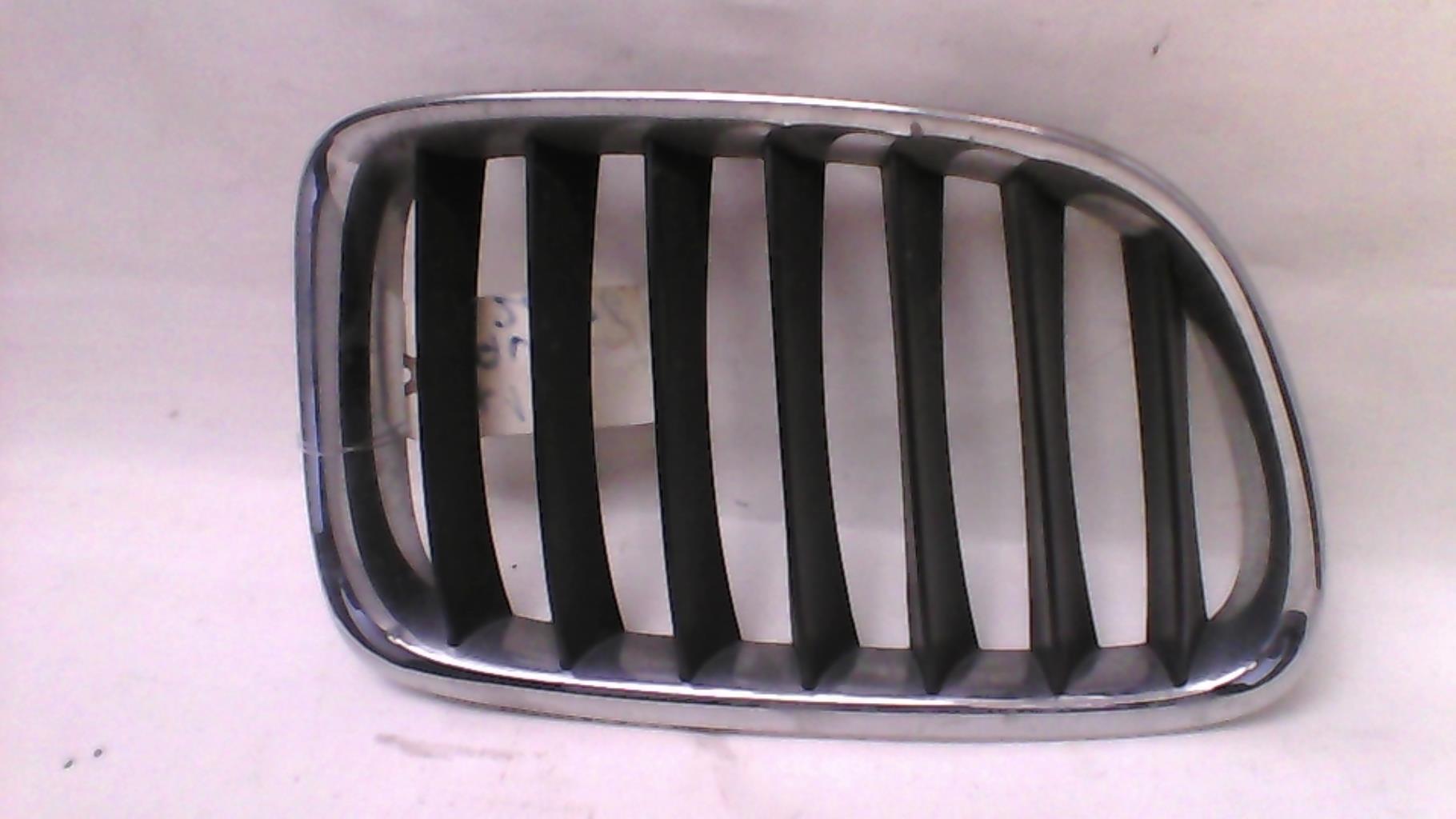 Grille de calandre droite BMW X1 E84 PHASE 1 Diesel - 1